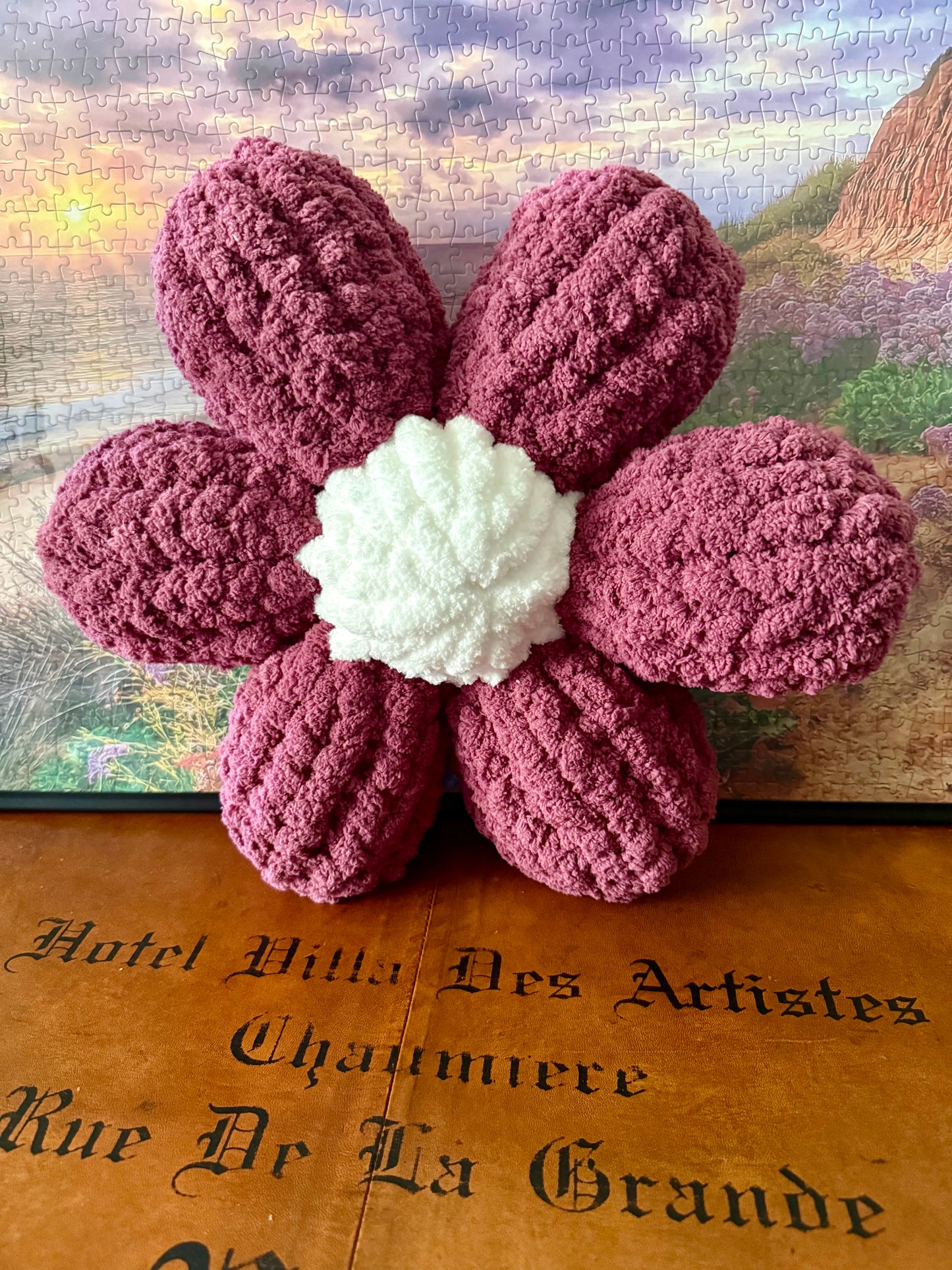 Chunky Knit Flower Pillow 🌸