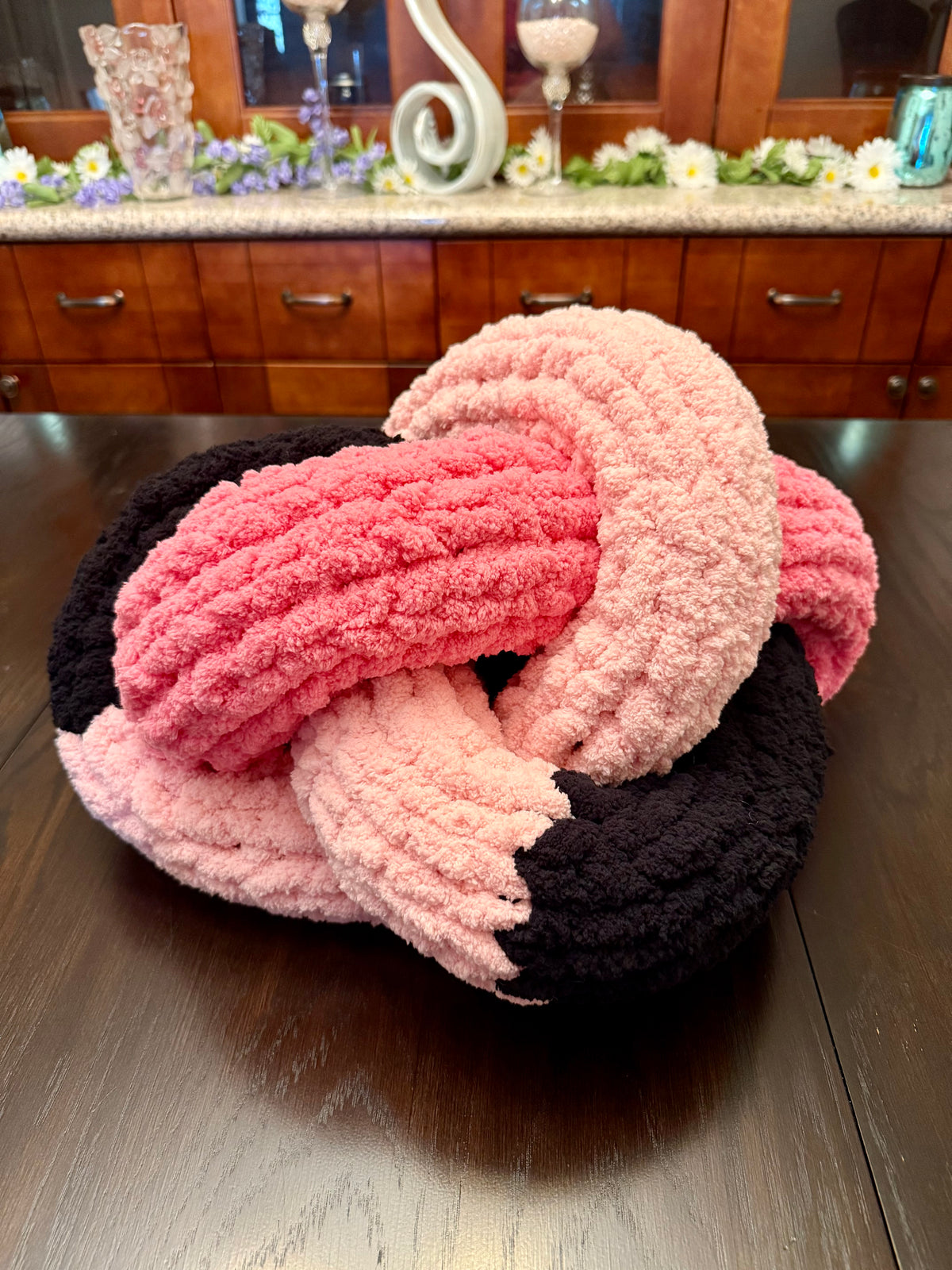 Handmade Chunky Knit Knot Pillow