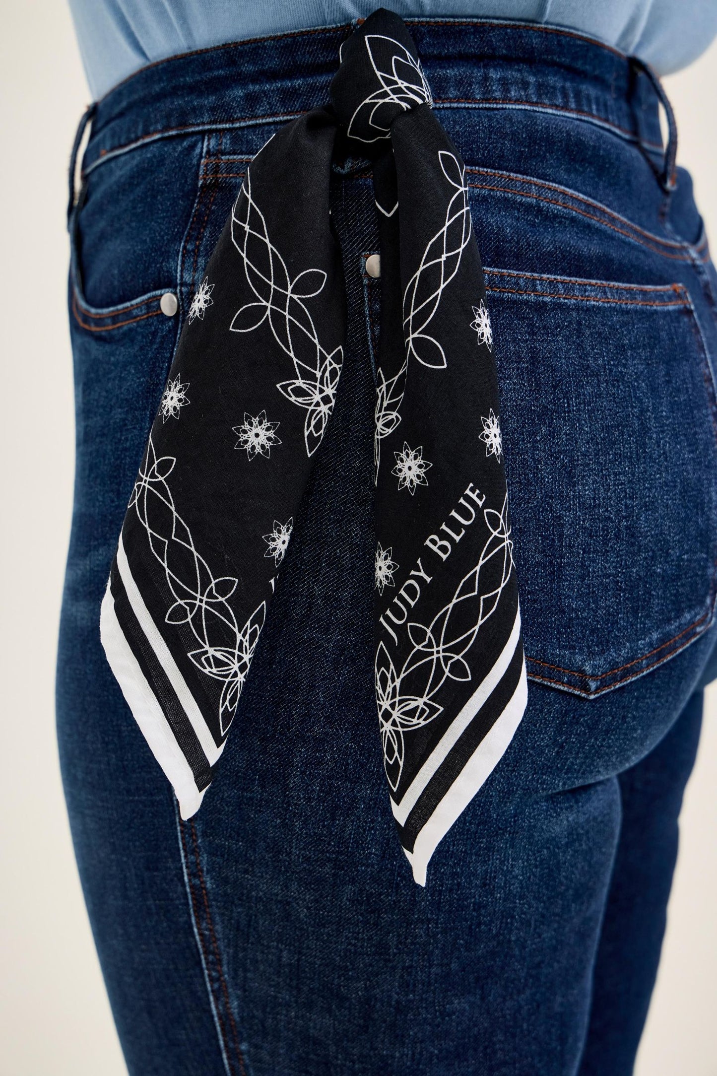 Judy Blue “Sienna” Tummy Control Skinny Jeans