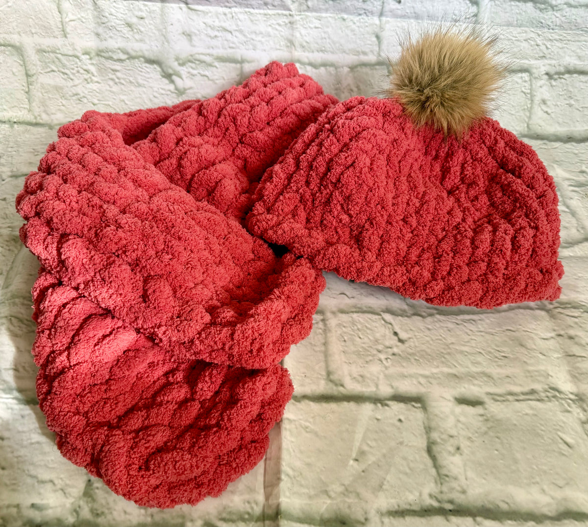 Chunky Knit Hat & Scarf Set