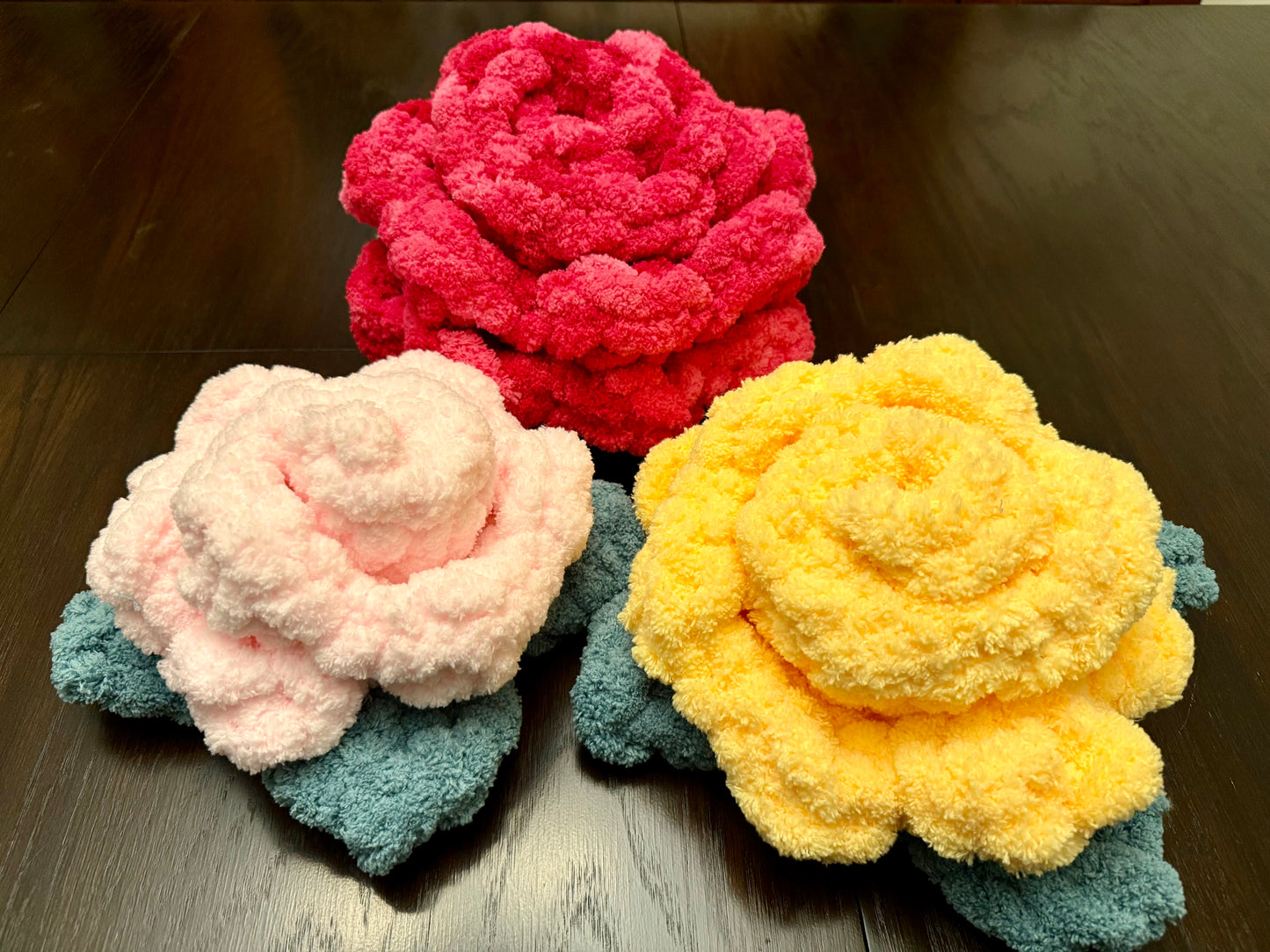 Chunky Knit Roses 🌹