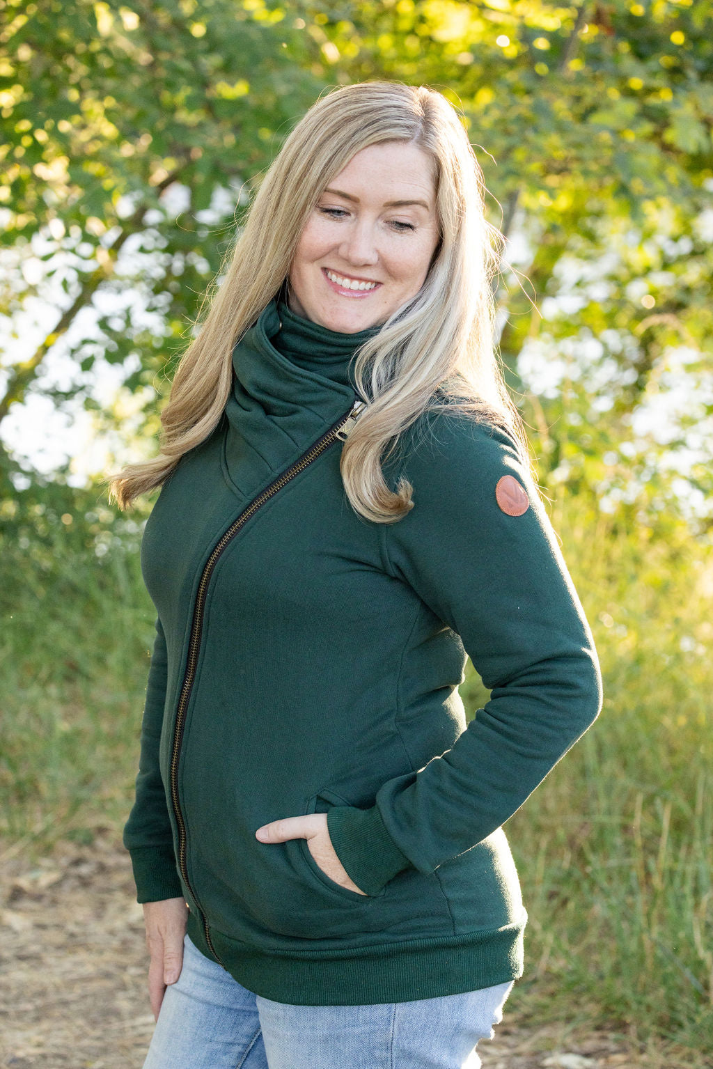 IN STOCK Quinn ZipUp Cowl - Evergreen