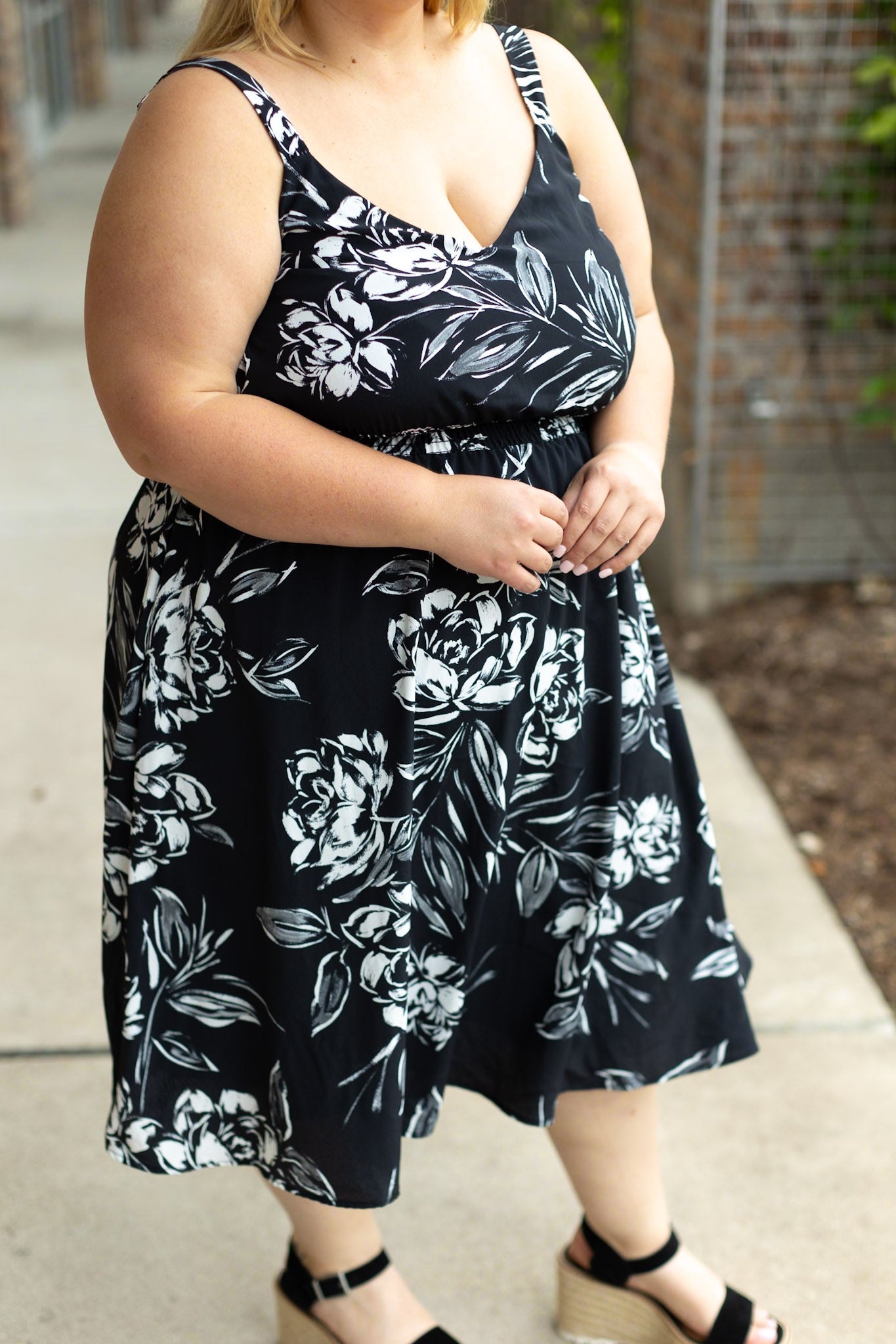 IN STOCK Cassidy Midi Dress - Black and White Floral