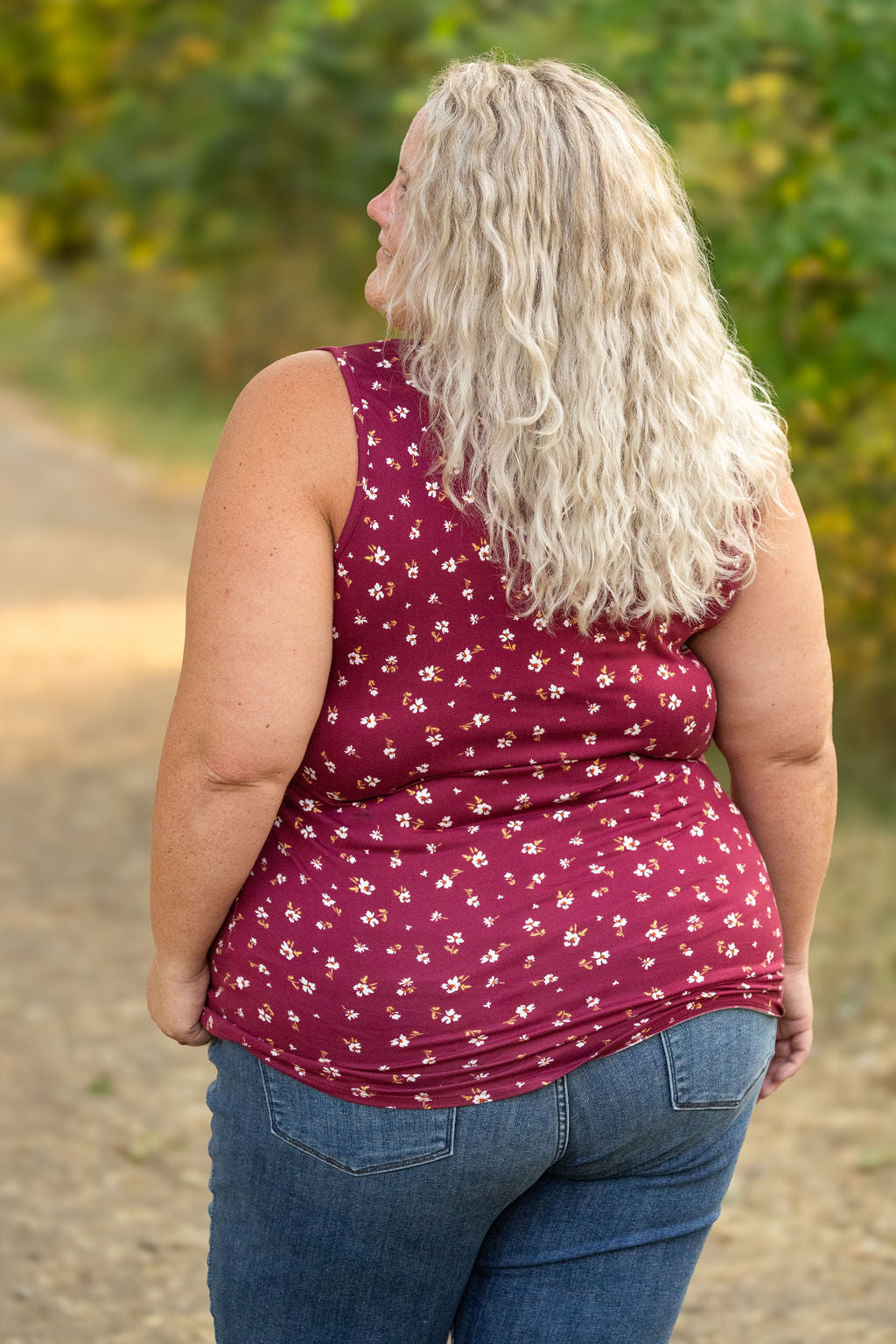 IN STOCK Luxe Crew Tank - Micro Burgundy Floral