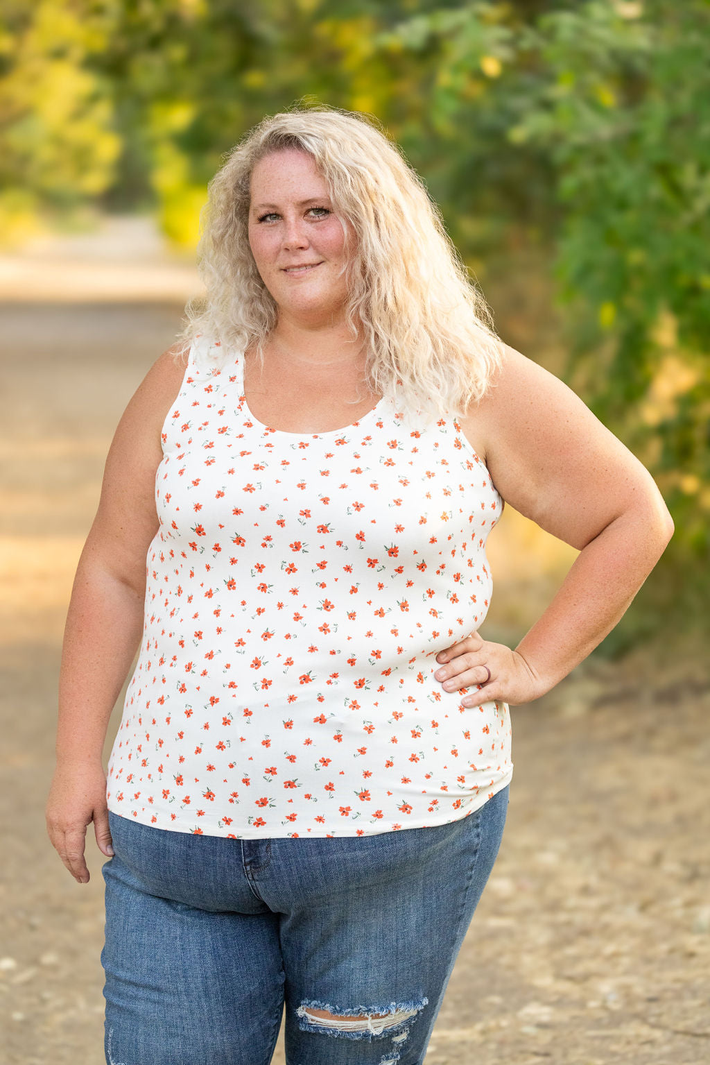 IN STOCK Luxe Crew Tank - Micro Ivory Floral