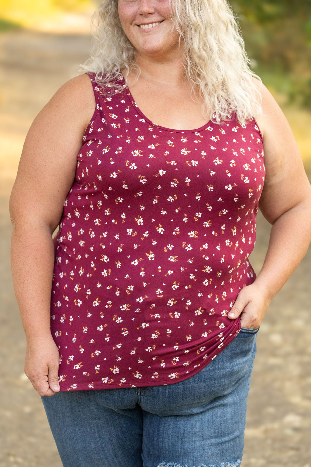 IN STOCK Luxe Crew Tank - Micro Burgundy Floral