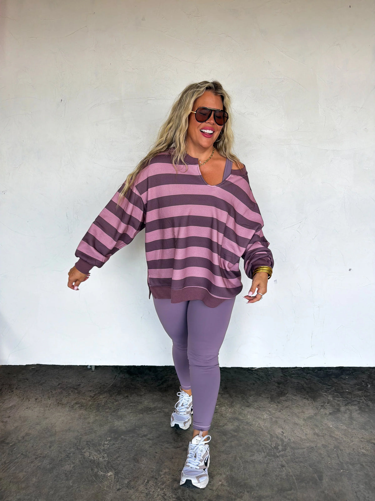 PREORDER- LIVED IN OVERSIZED PULLOVER