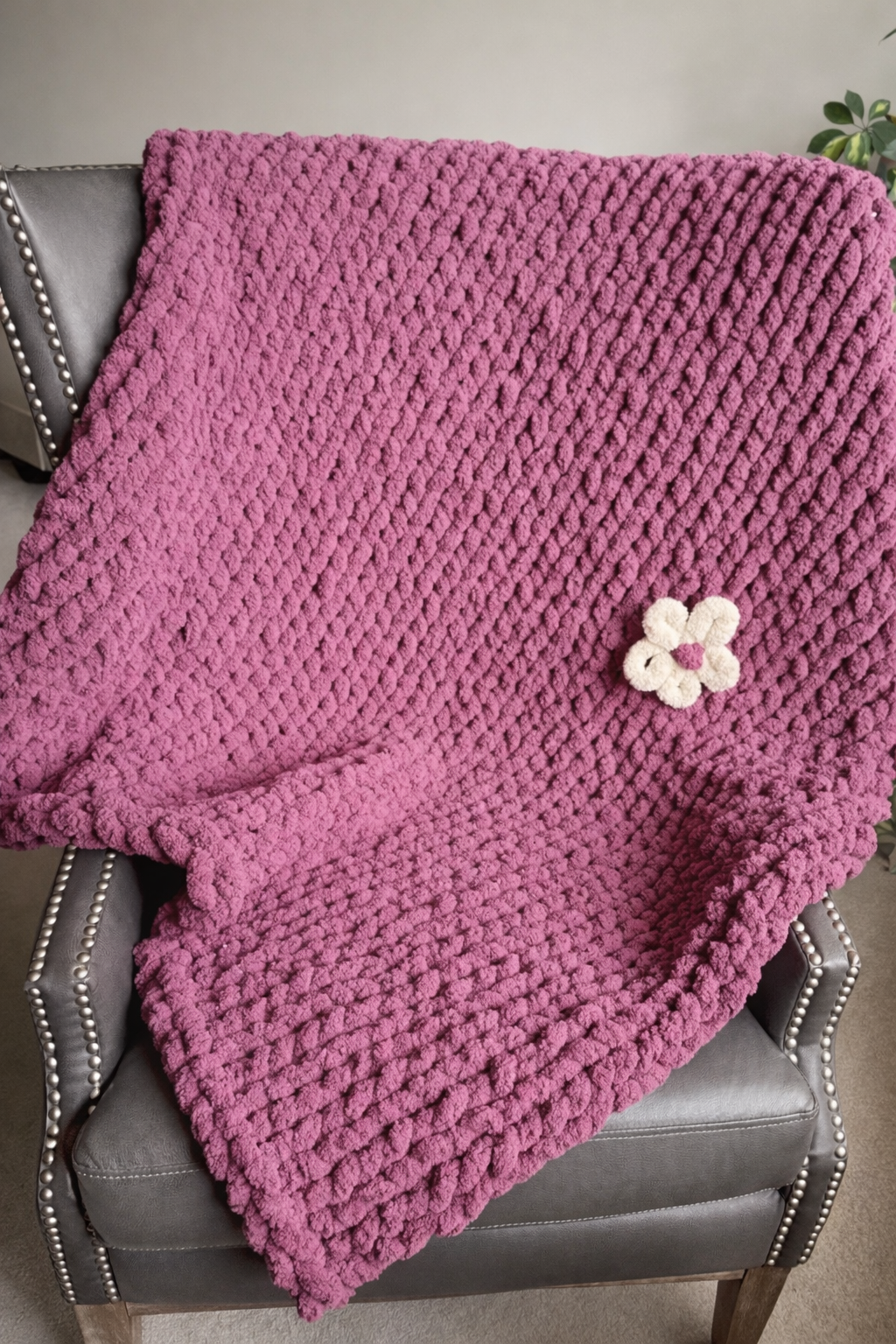 Tulum Bloom Chunky Knit Throw Blanket – 46x48”