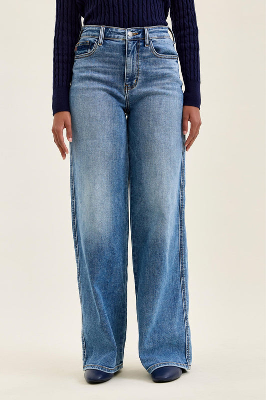 Judy Blue “Angelina” Column Straight Leg Jeans
