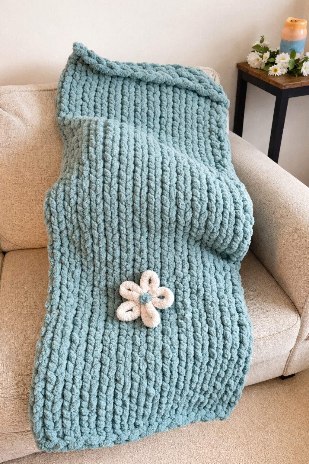 Bora Bora Bloom Chunky Knit Throw Blanket – 43x48”
