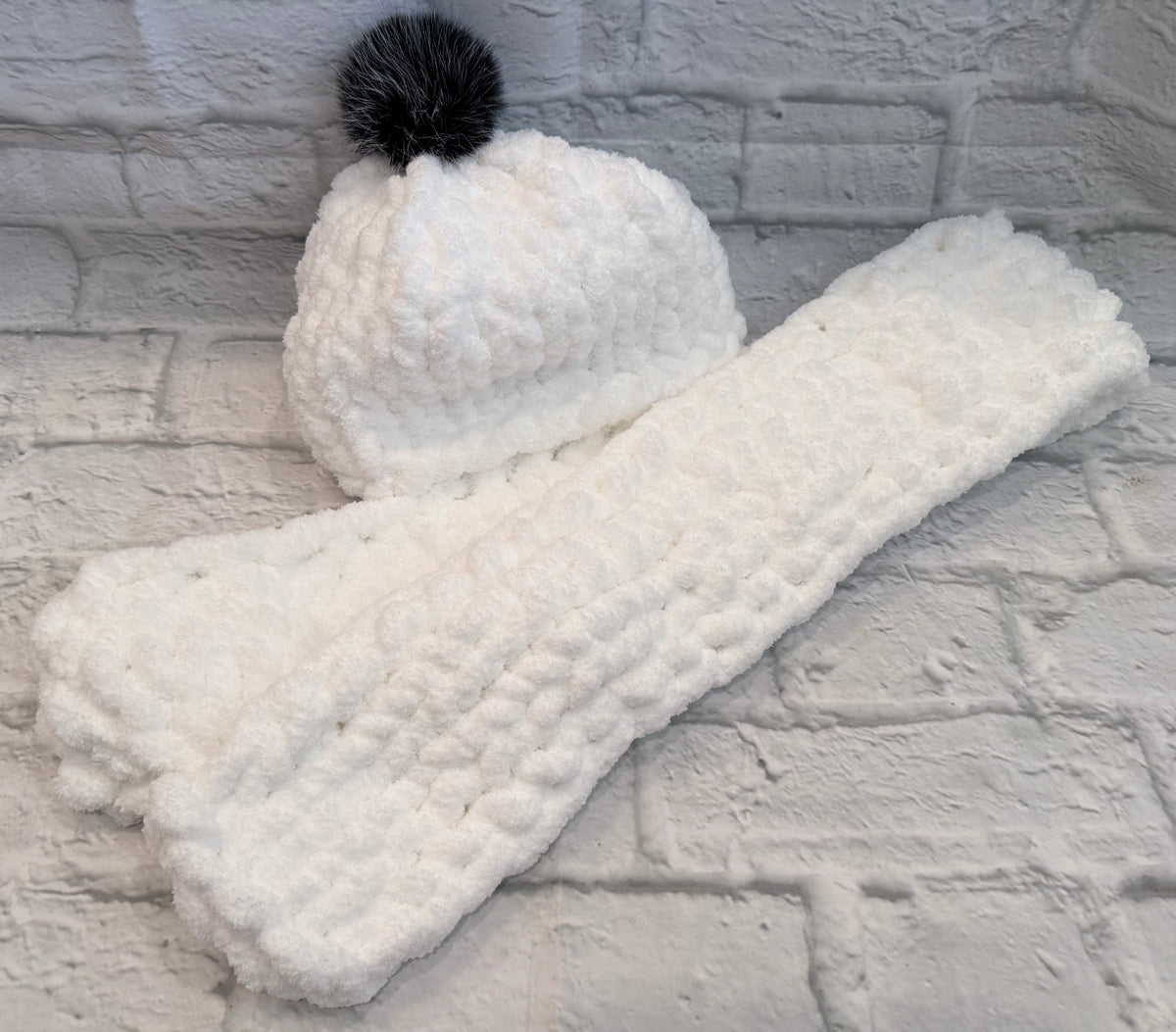 Chunky Knit Hat & Scarf Set