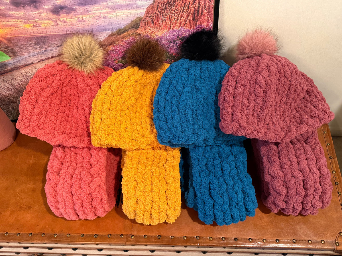 Chunky Knit Hat & Scarf Set