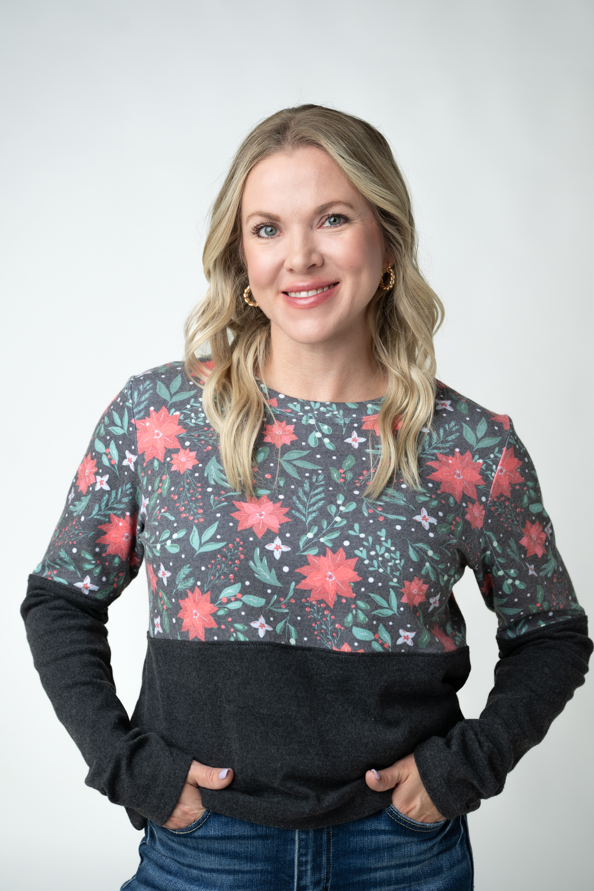 IN STOCK Natalie Pullover - Poinsettia Nights