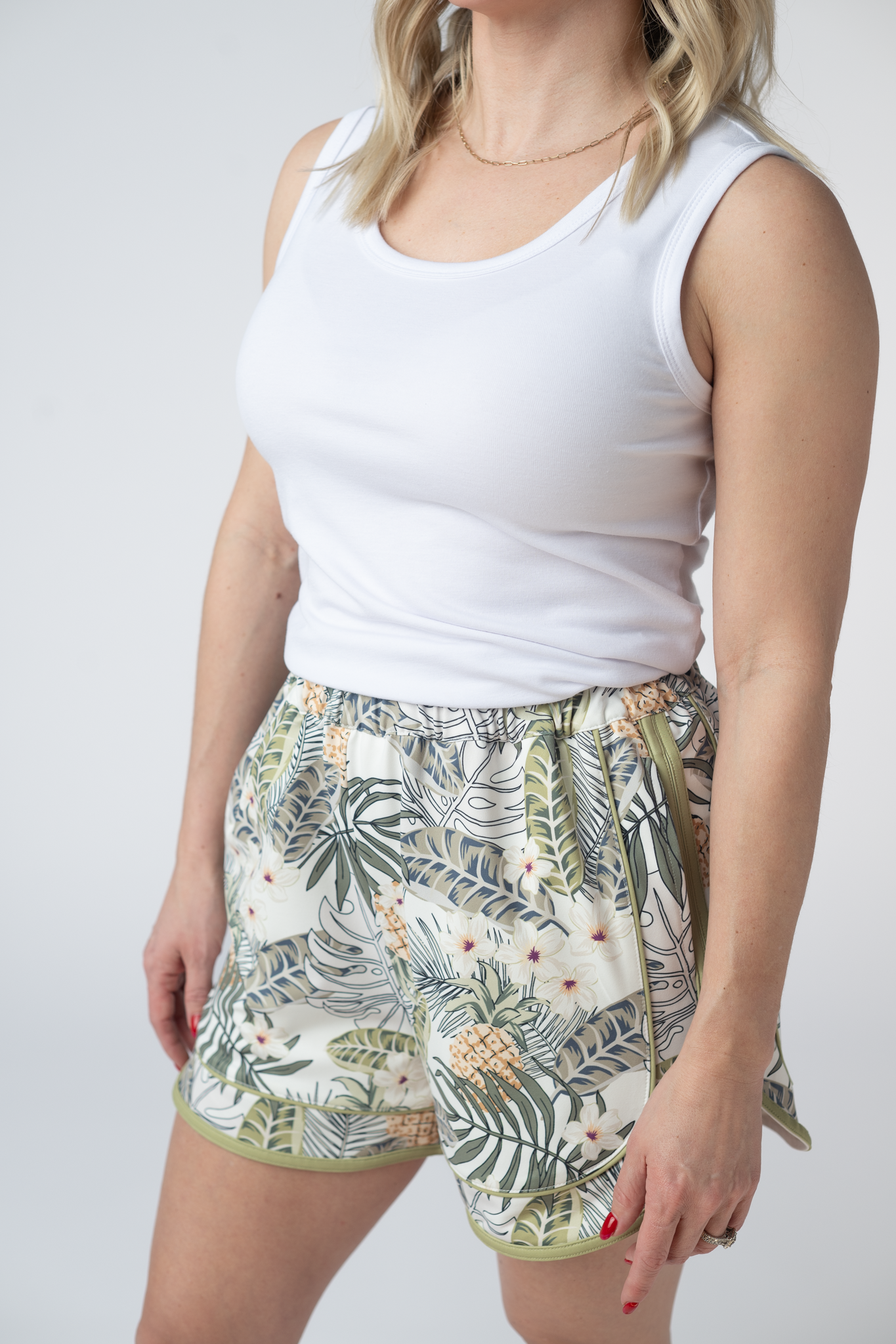 IN STOCK Dolphin Shorts - Pineapple Leaf