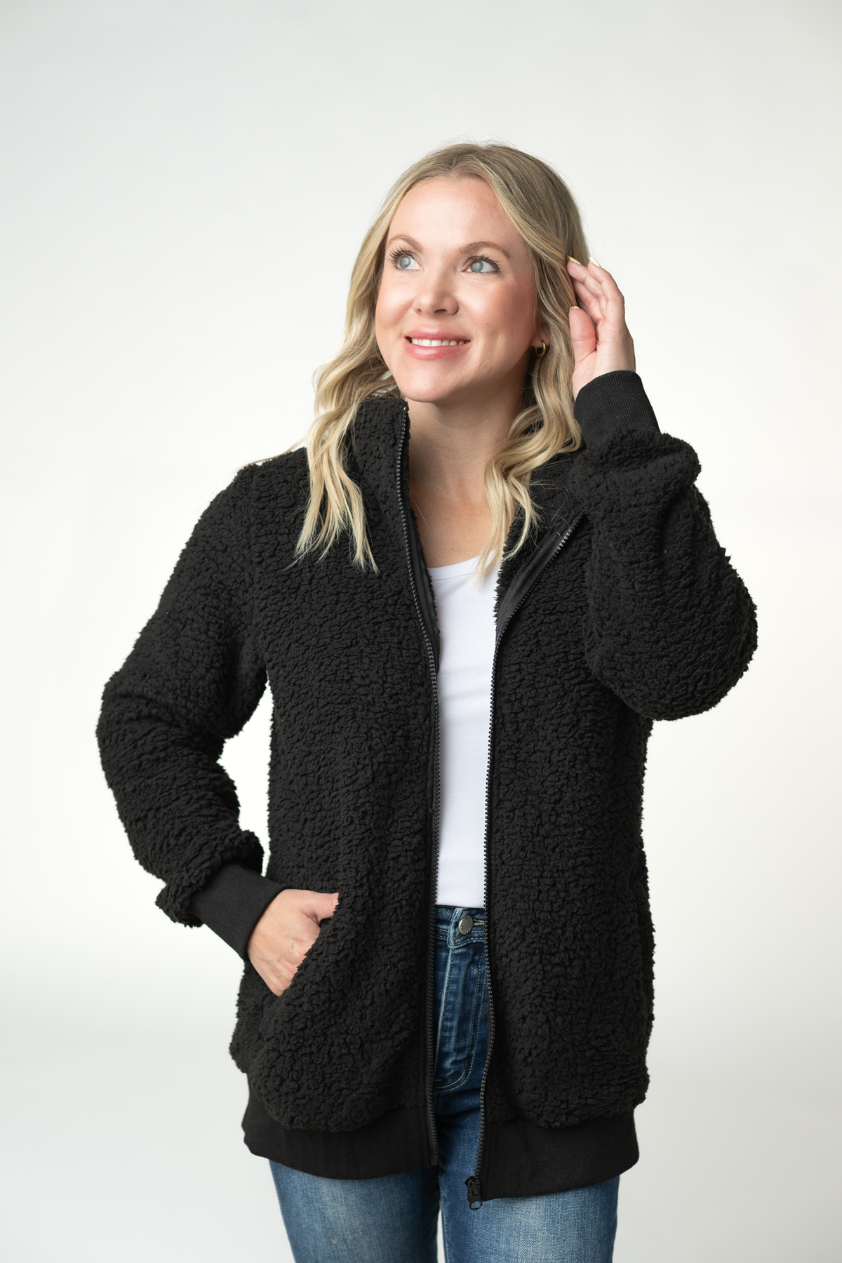 IN STOCK Skylar Sherpa Fullzip - Black