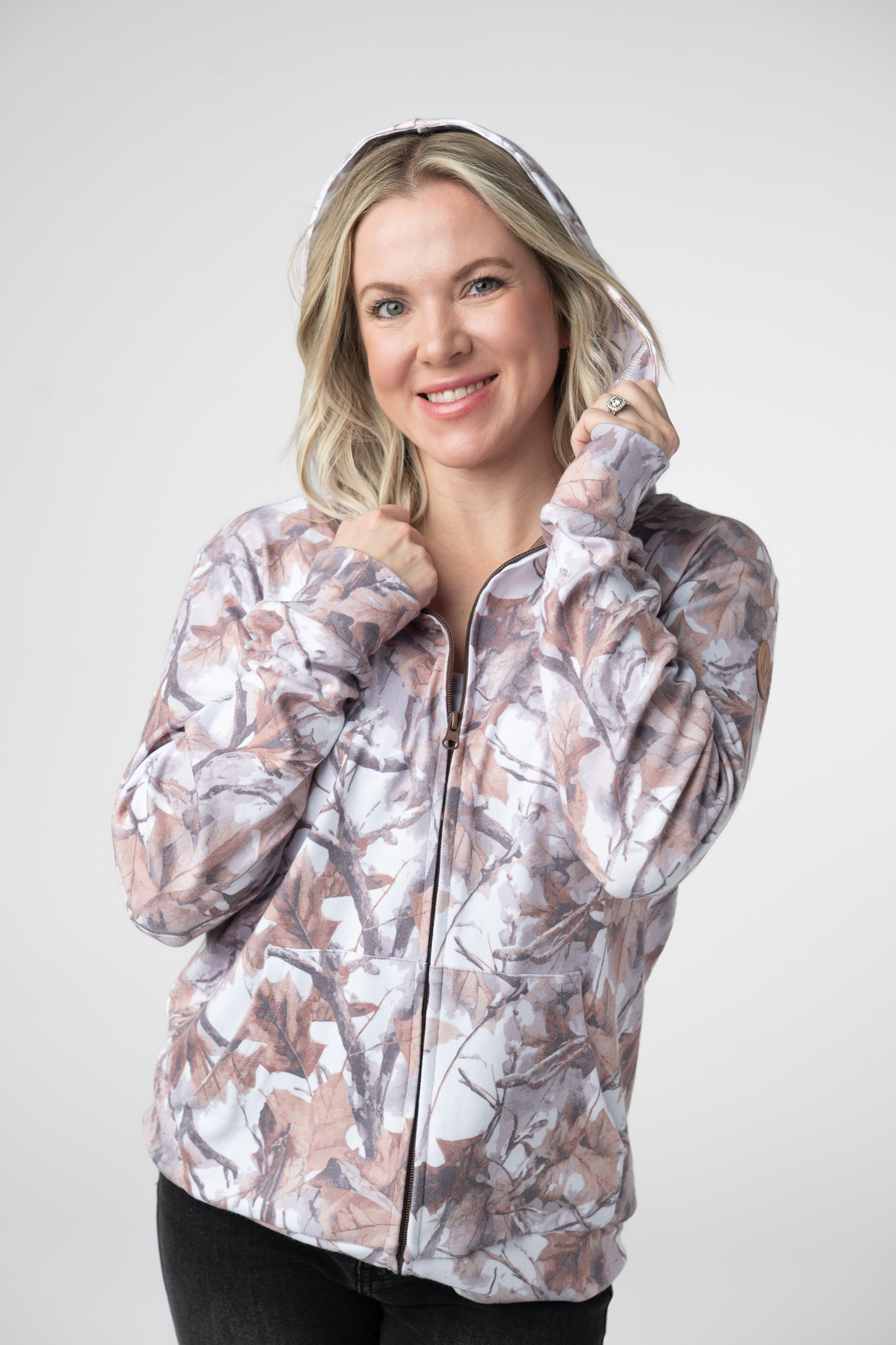 IN STOCK Fullzip Hoodie - Woodsy Camo