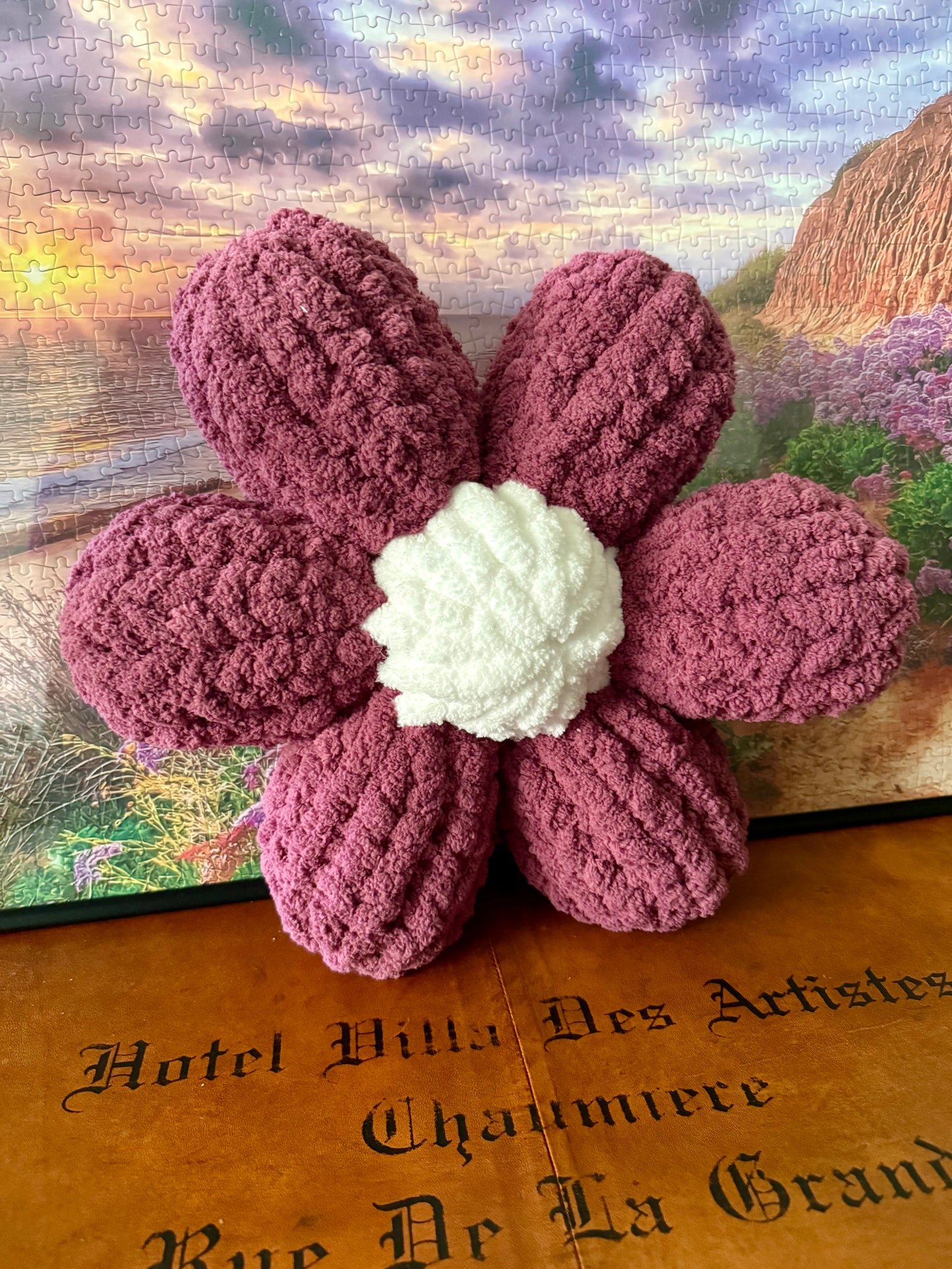 Chunky Knit Flower Pillow 🌸