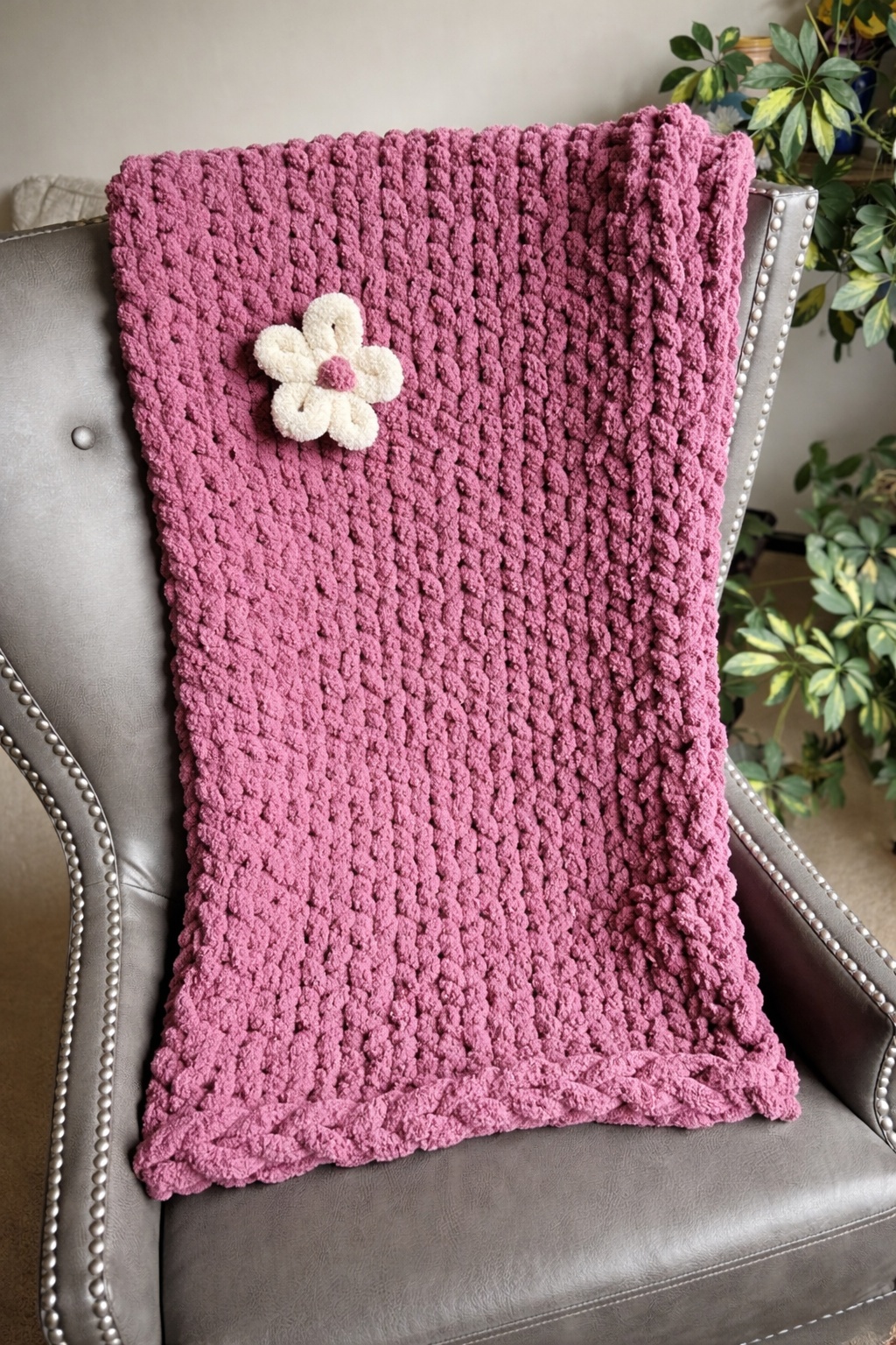 Tulum Bloom Chunky Knit Throw Blanket – 46x48”