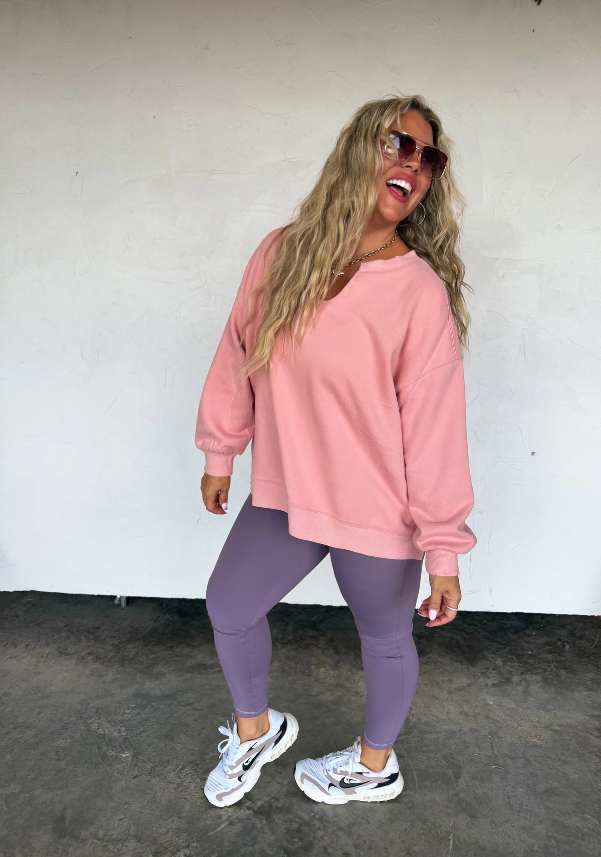 PREORDER- LIVED IN OVERSIZED PULLOVER