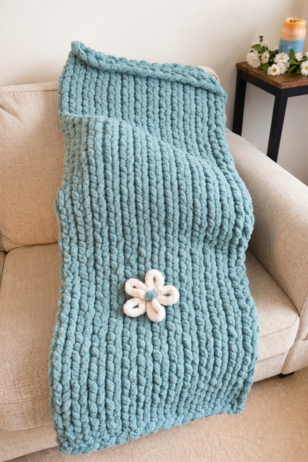 Bora Bora Bloom Chunky Knit Throw Blanket – 43x48”