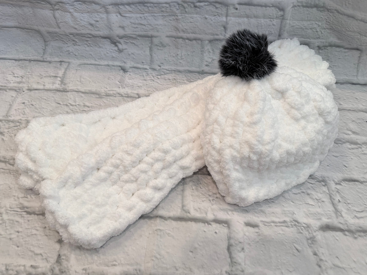 Chunky Knit Hat & Scarf Set