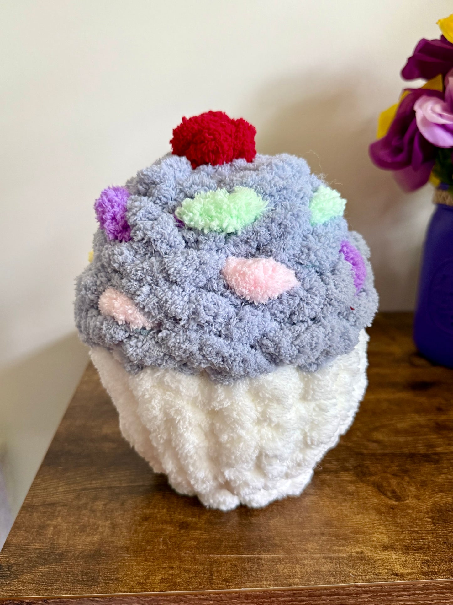Chunky Knit Cupcake 🧁