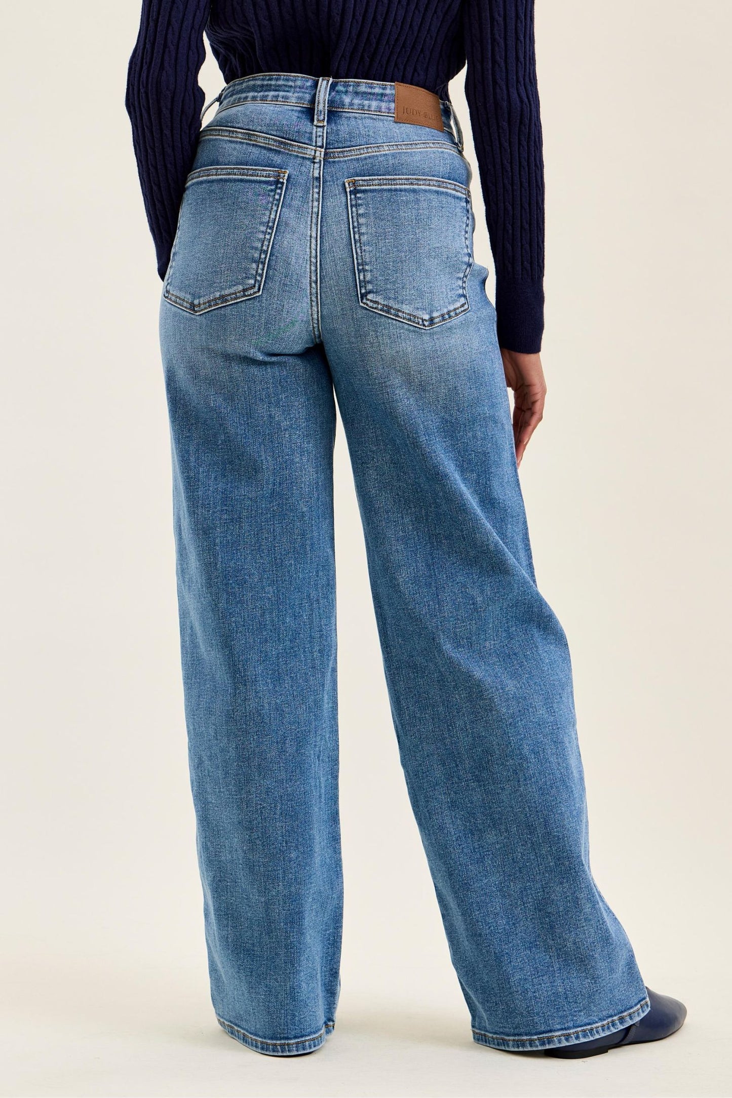 Judy Blue “Angelina” Column Straight Leg Jeans