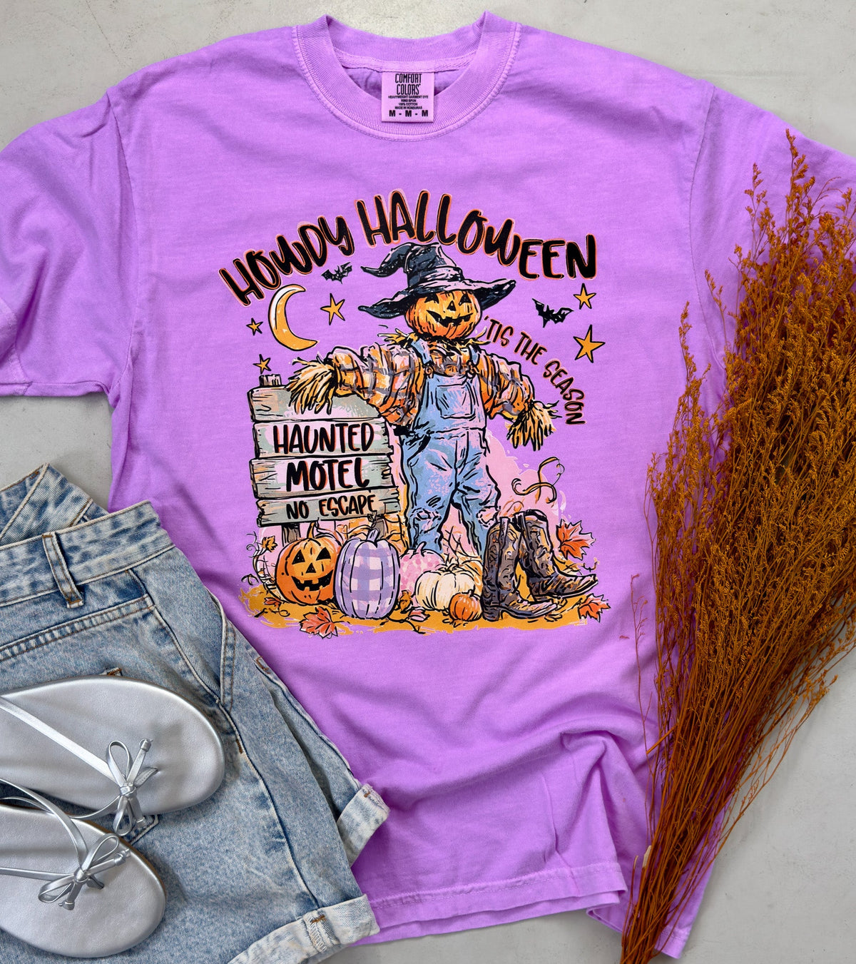 Howdy Halloween Scarecrow Halloween Tee