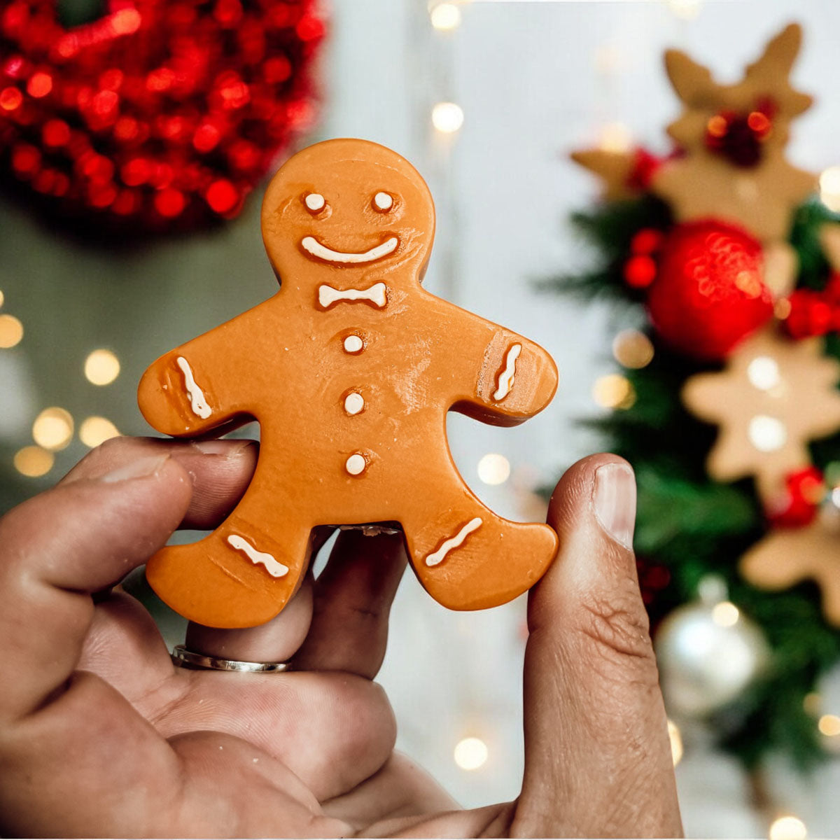 Gingerbread Man Paraffin Candle