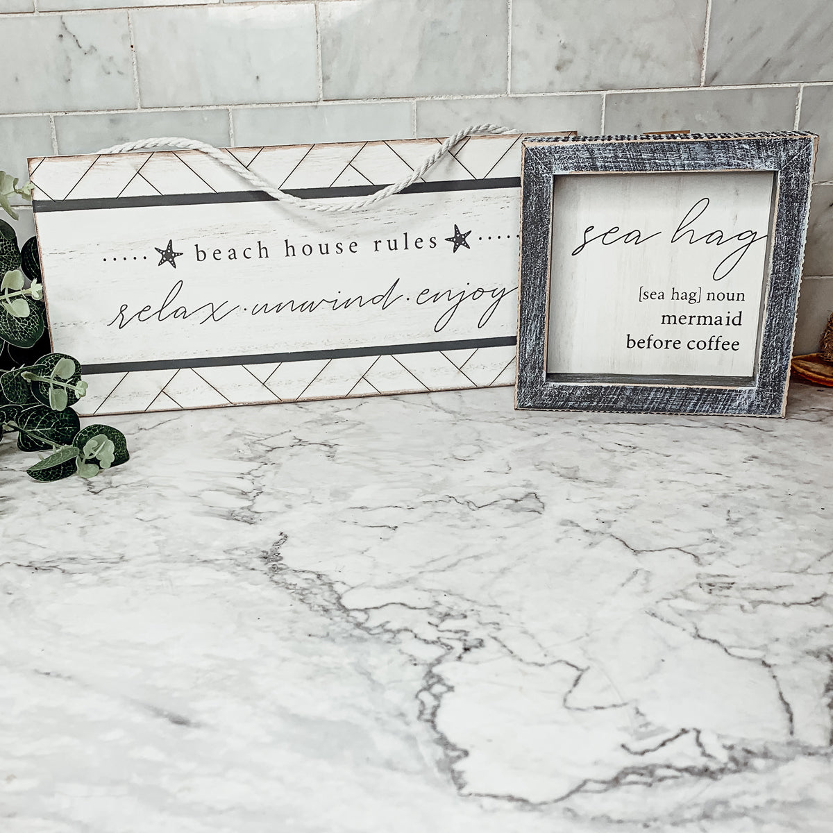 Beach house decor with nautical rope hanging detail