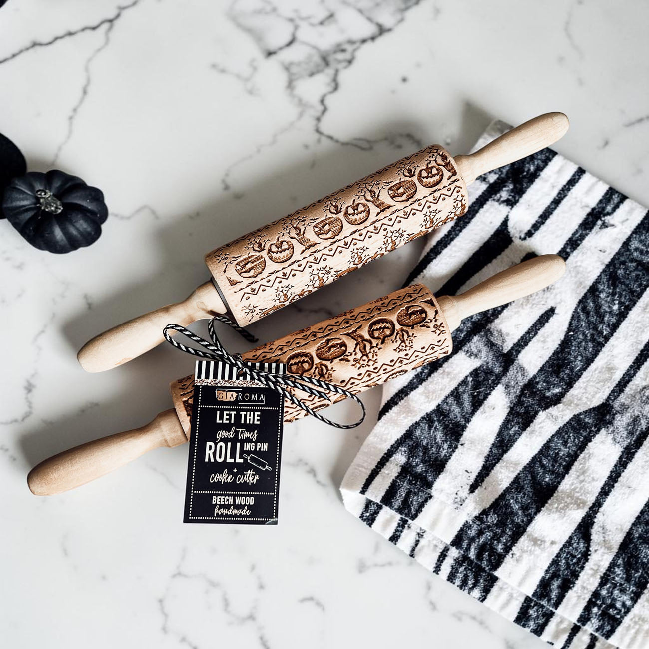Fall Embossed Rolling Pin | Pumpkin Pattern Wooden Roller for Cookies & Pie Crust
Halloween Dough Roller with Pumpkin Design | Wooden Cookie Stamp Rolling Pin
Pumpkin Engraved Rolling Pin | Halloween Baking Tool Gift for Bakers
