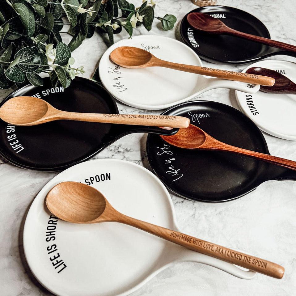 Life is short kitchen decor
Baking quote gift set
Kitchen humor accessories
Funny kitchen spoon rest
Baking quote spoon holder