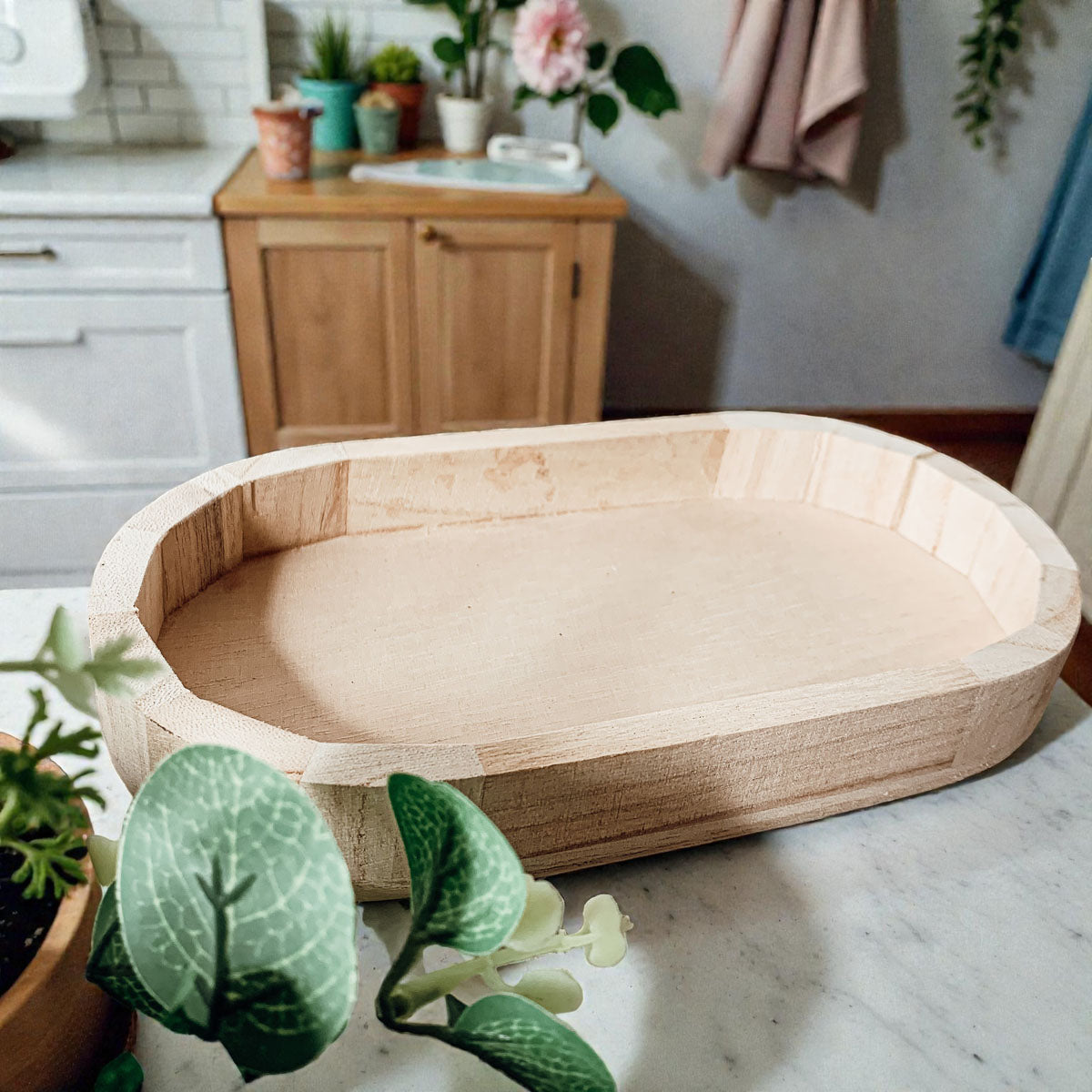 Small wooden catchall tray bathroom counter decor ideas
Handmade wood tray styling shampoo conditioner bottles
Farmhouse bathroom organization wooden tray with natural elements
Rustic wooden soap dish and jewelry holder bathroom decor