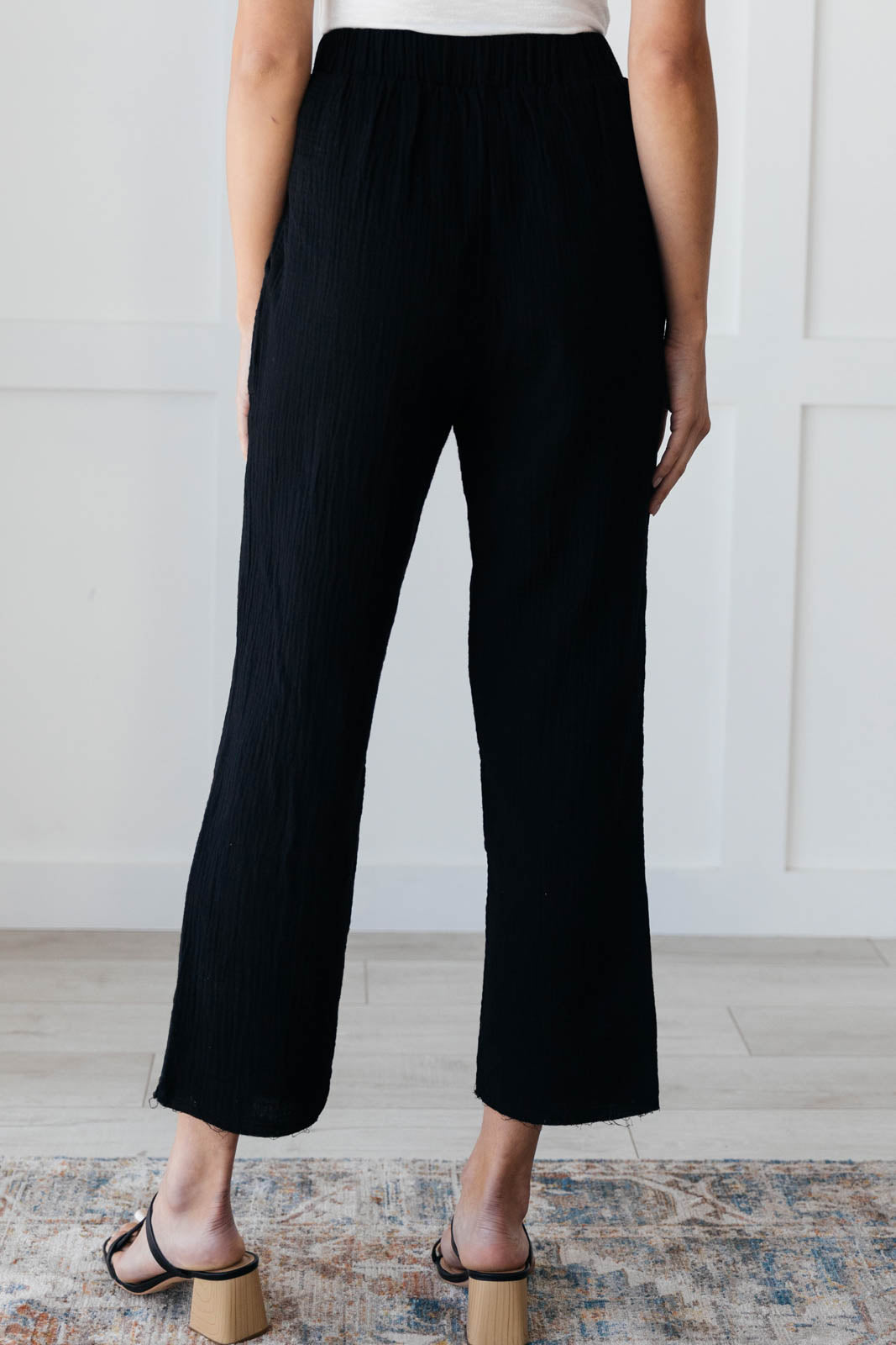 Zuni Cropped Pants