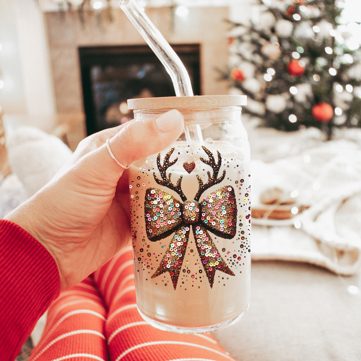 Bulk Reusable glitter tumbler for Christmas - sequin bow and reindeer holiday design
Holiday party drinkware - sparkly Christmas bow and reindeer antlers tumbler
Christmas glam tumbler - glitter bow and antlers festive glass cup