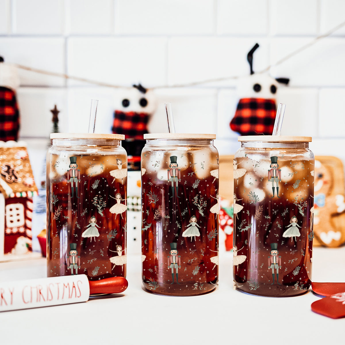 Muted Christmas glass cup 17oz - Pastel nutcracker ballerina holiday coffee tumbler bamboo lid glass straw
Gentle Christmas drinkware glass tumbler 17oz - Nutcracker ballerina soft pastel bamboo lid holiday gift