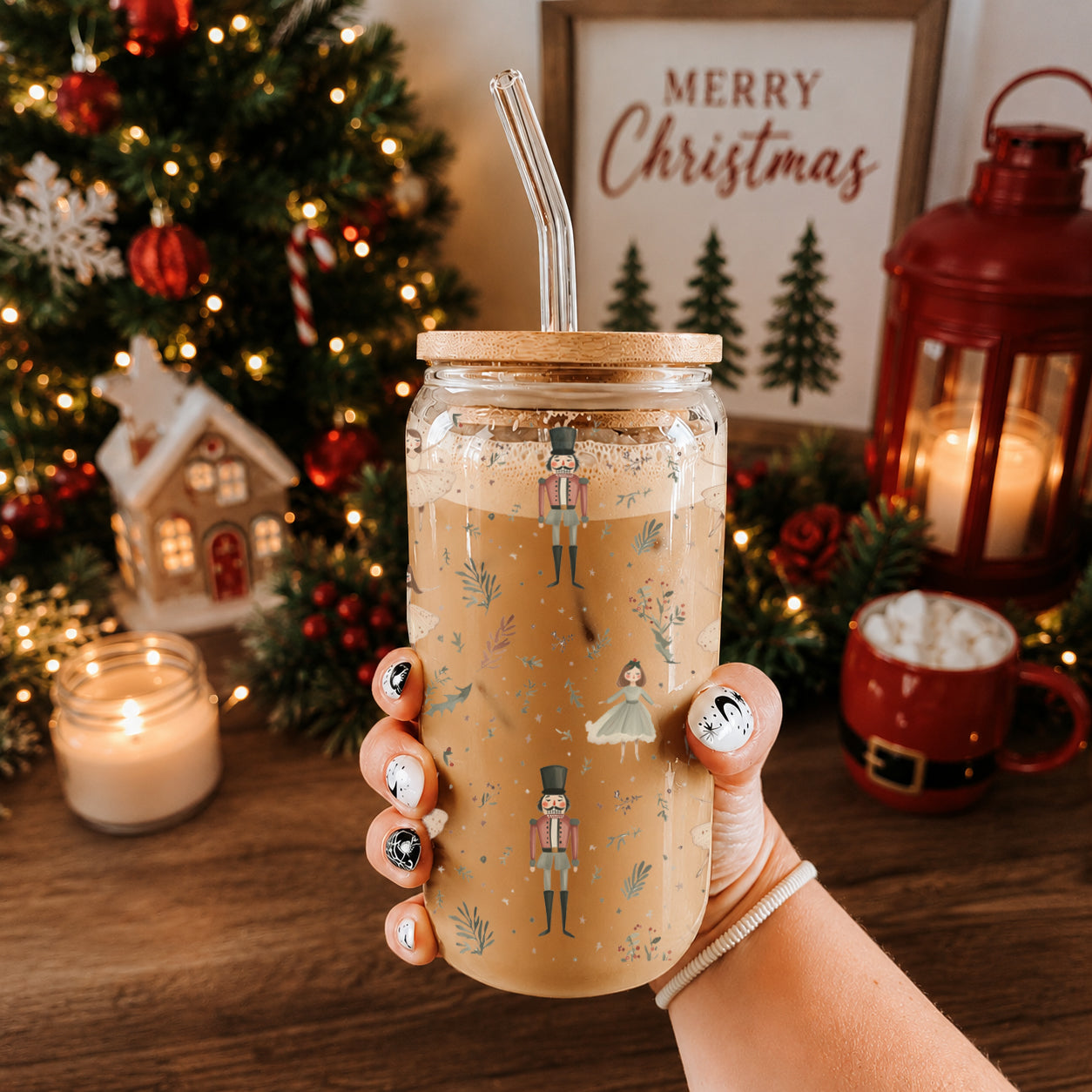 Soft Christmas colors glass tumbler 17oz - Nutcracker ballerina pastel holiday drinkware bamboo lid straw
Christmas dance drinkware glass tumbler 17oz - Nutcracker ballerina pastel bamboo lid - Holiday ballet coffee cup
Holiday kitchen gift – pastel Nutcracker soldiers and ballerina festive glass tumbler