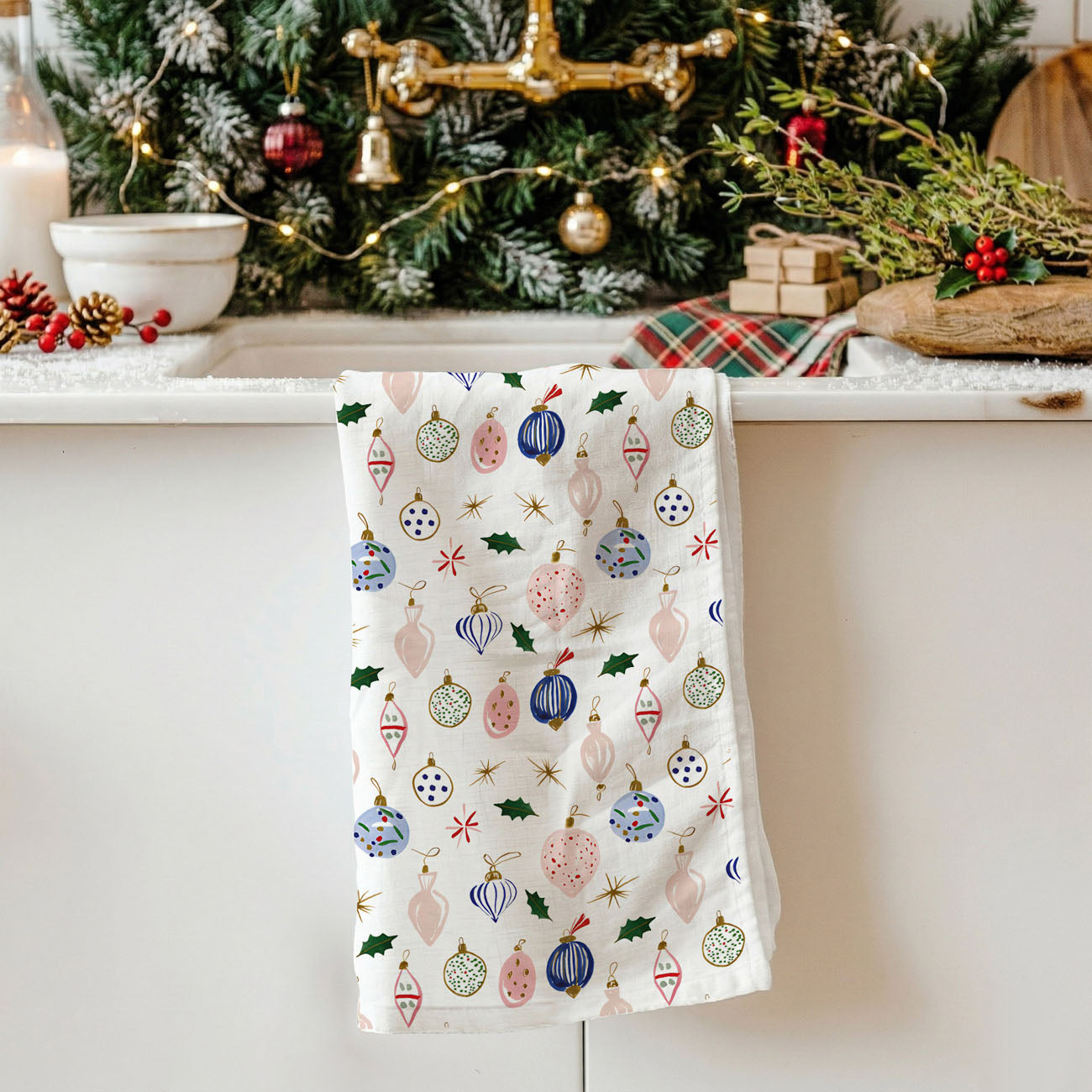 festive dish towel for holiday entertaining
cotton christmas towel soft absorbent kitchen
christmas towel for oven handle decor
holiday towel with holly and ornament design
minimal christmas kitchen towel modern farmhouse