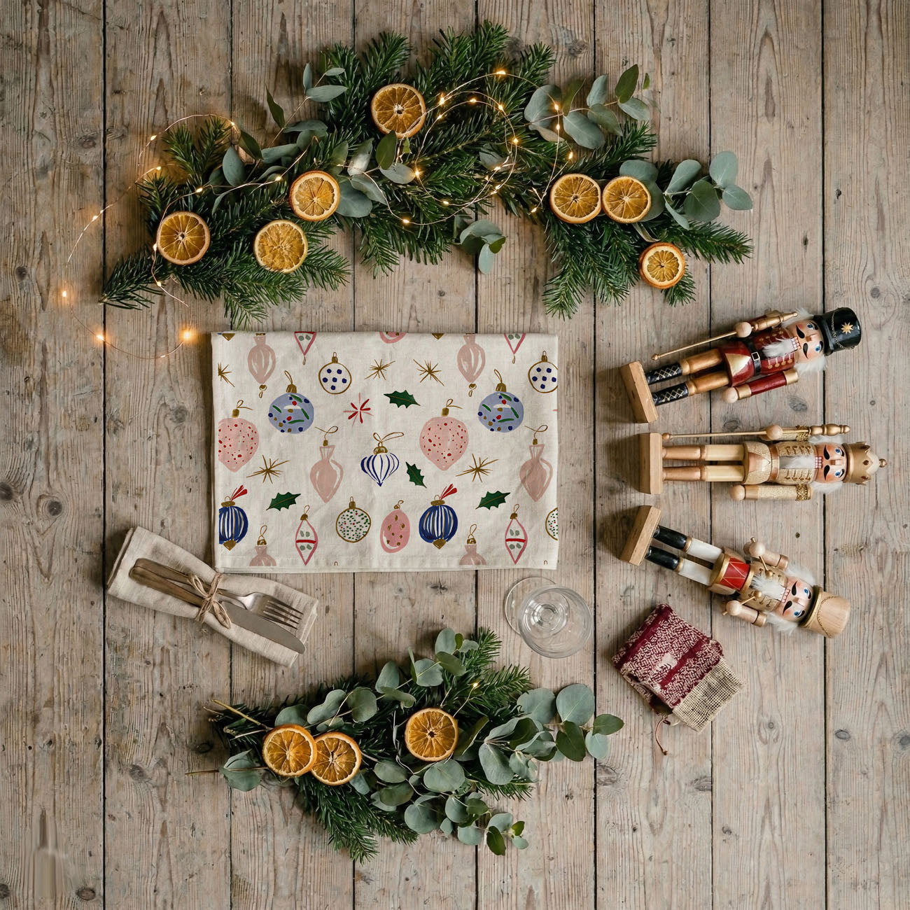 christmas kitchen decor ideas farmhouse style towel
holiday home kitchen styling christmas dish towel
cute christmas home decor kitchen accessories towel