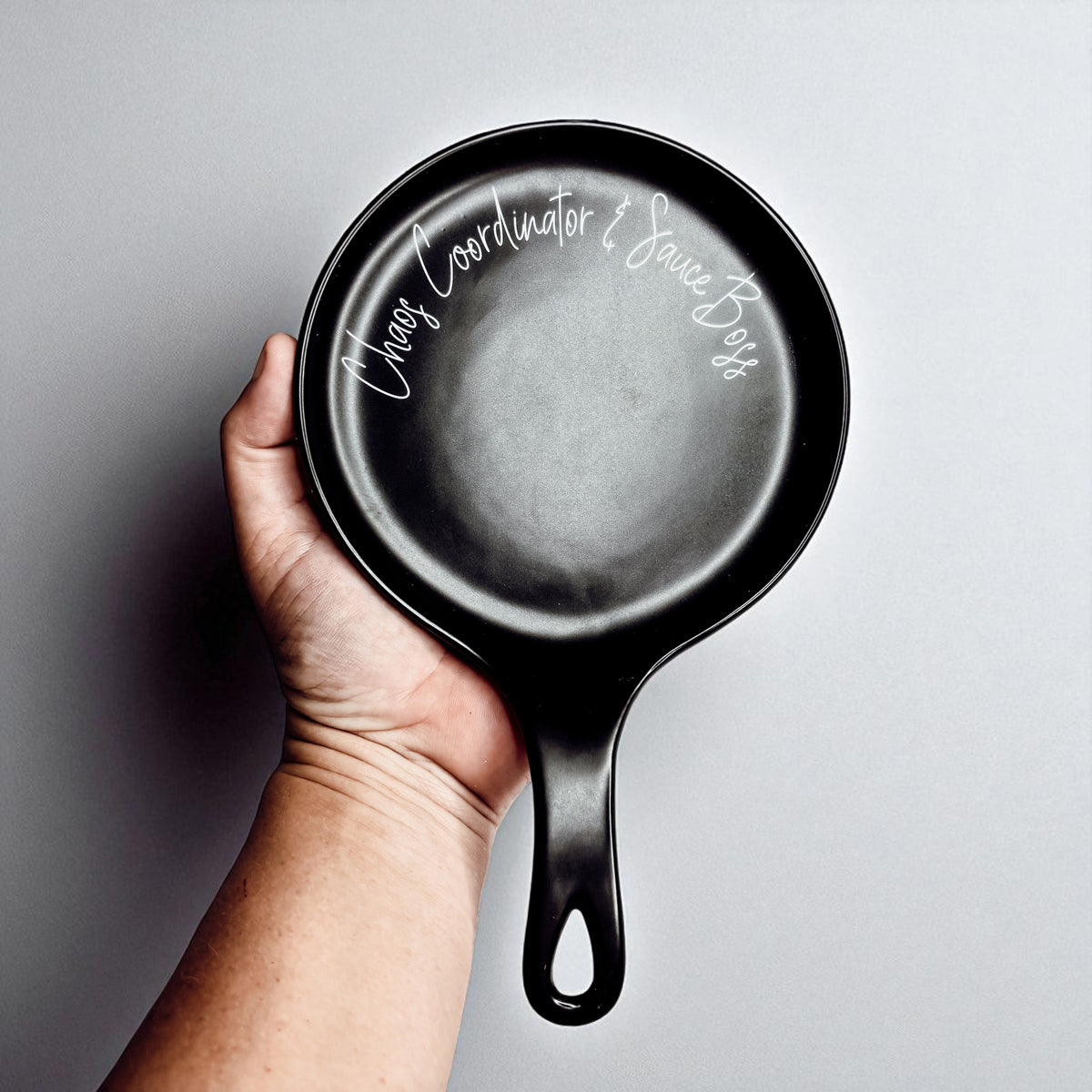 Funny ceramic spoon rest - Kitchen cooking accessories - White black utensil holder gift set
Kitchen gifts for women ceramic spoon rest - White black cooking accessories - Utensil holder set