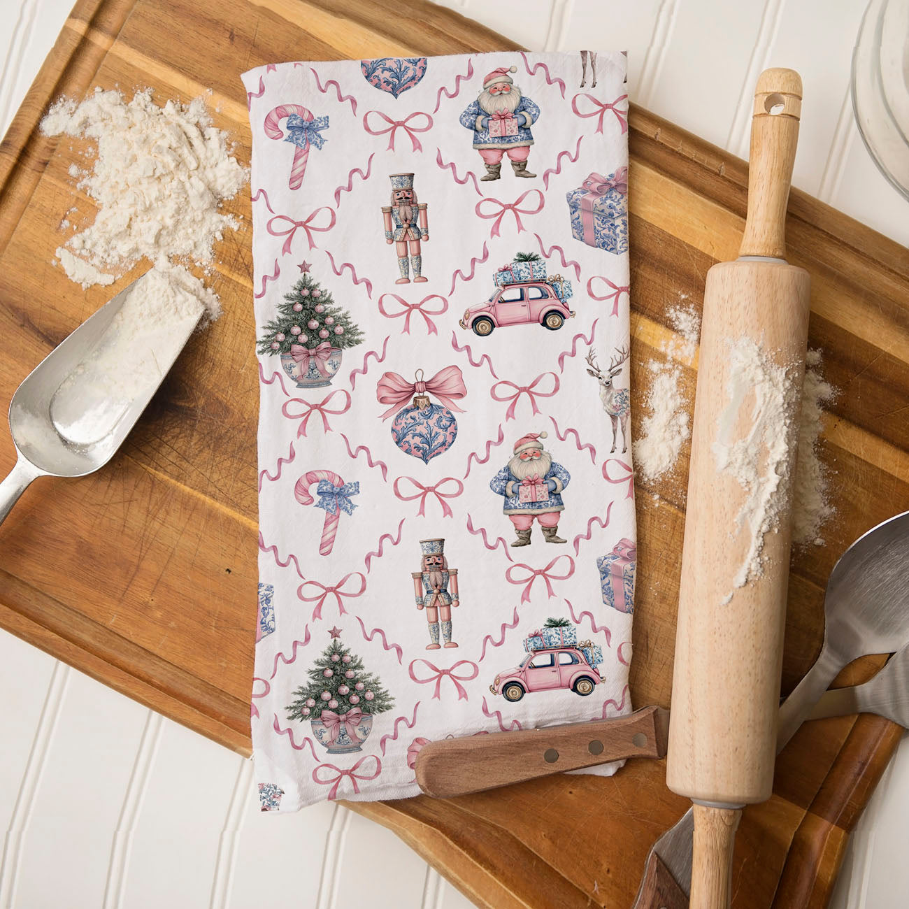 chinoiserie kitchen towel for drying dishes christmas style
festive chinoiserie towel everyday holiday kitchen use
soft cotton christmas tea towel chinoiserie design
decorative kitchen towel chinoiserie holiday cleaning cloth
chinoiserie christmas towel durable and lightweight cotton