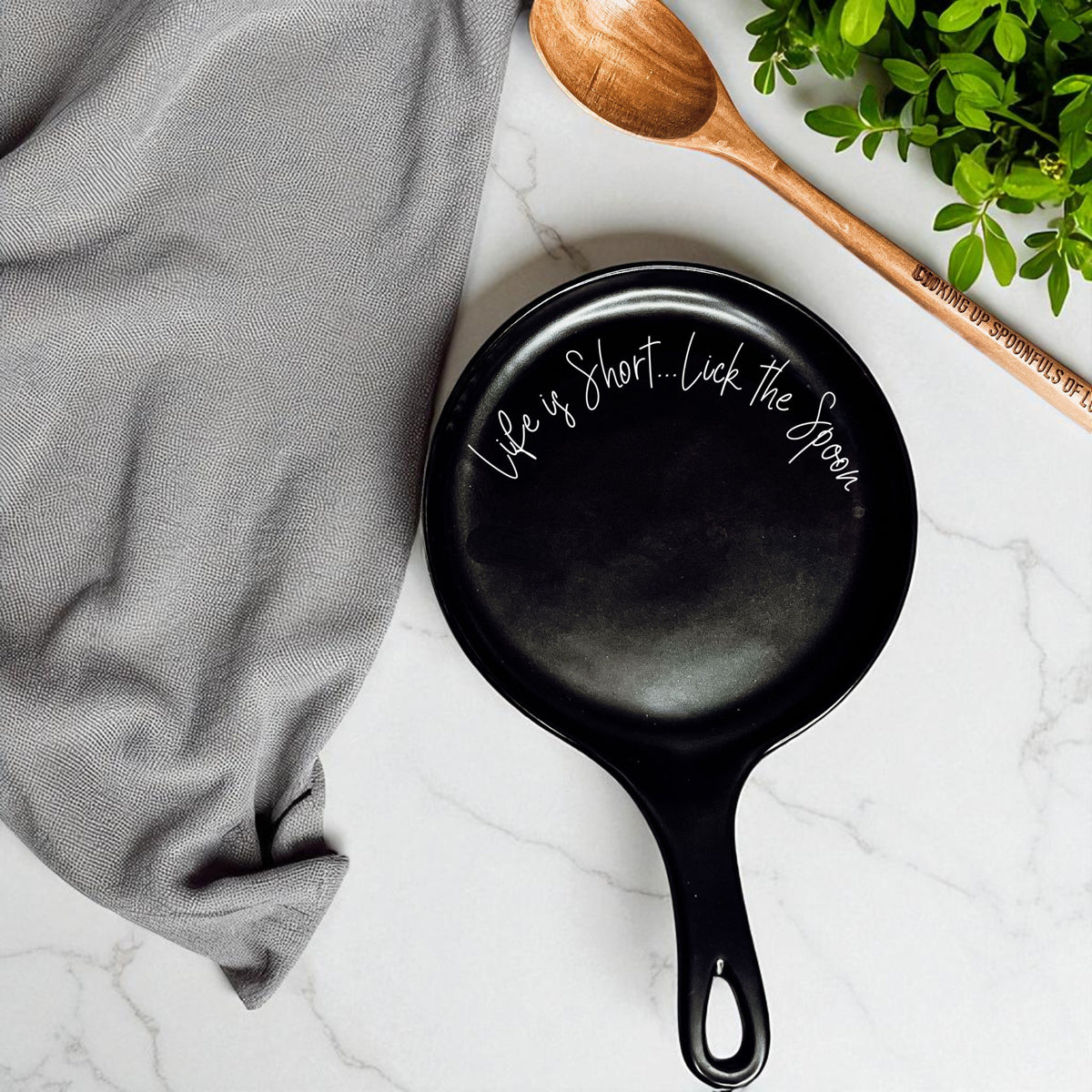 Kitchen spoon rest ceramic - Cooking accessories with motivational quote - Utensil storage holder
Funny kitchen accessories spoon rest - Ceramic cooking utensil holder - Inspirational kitchen decor