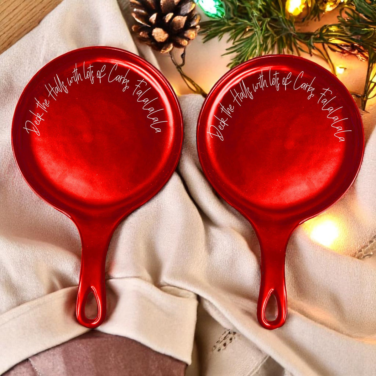 Holiday entertaining accessory – Christmas spoon rest with wooden utensil
Red festive spoon rest – perfect gift for holiday cooking lovers
Winter kitchen decor
Snow season kitchen
Holiday home accents
Winter baking tools