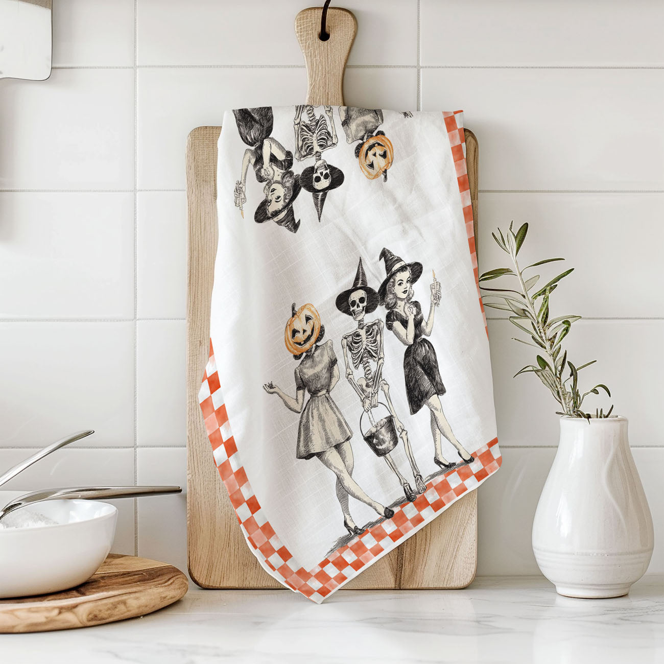 i dream of genie halloween costume style towel illustration
classic halloween party towel with pumpkin head hostess
orange checked vintage halloween towel for bar cart styling