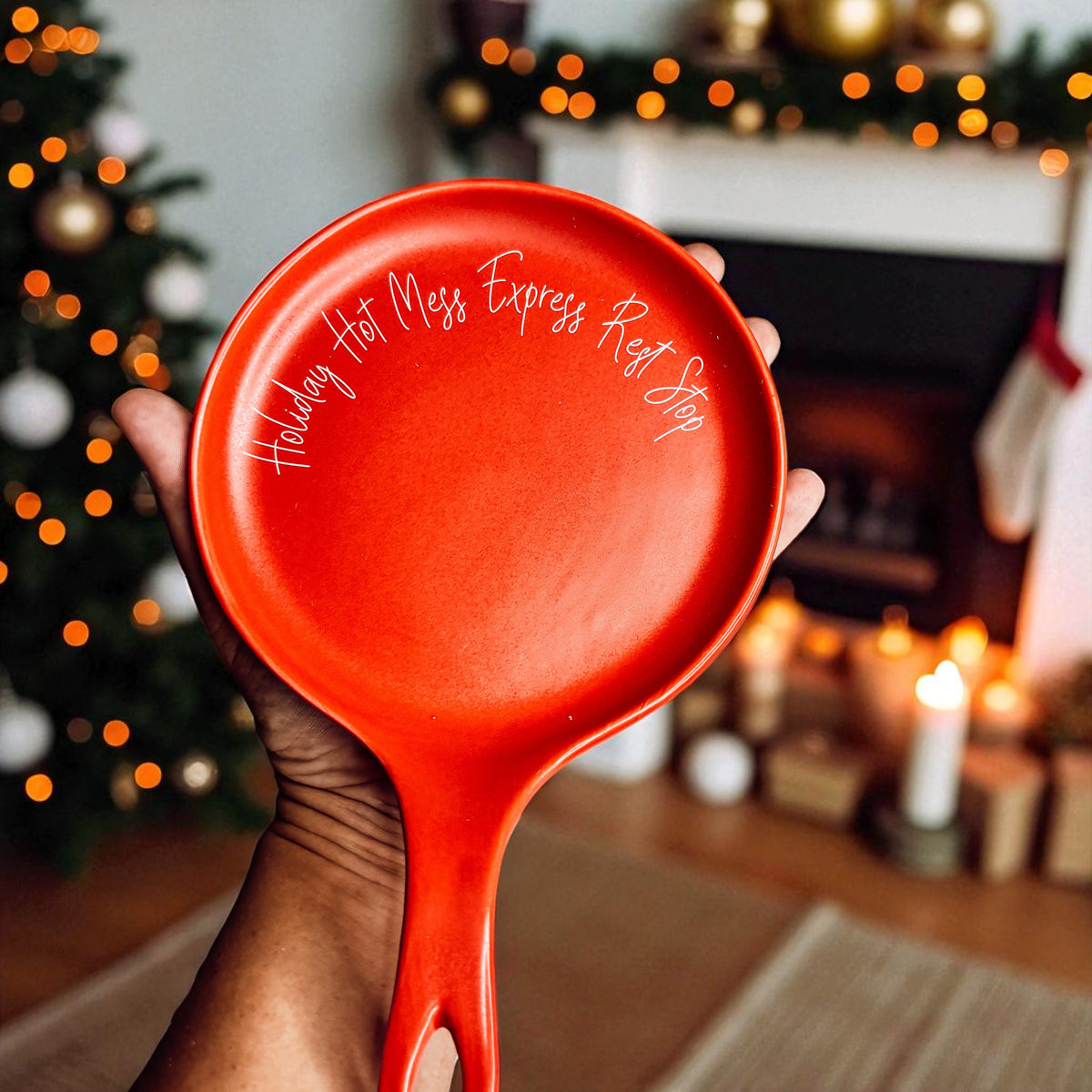 Holiday red ceramic spoon rest - Christmas kitchen gifts for bakers - Festive cooking utensil holder decor
Holiday decor deals
Christmas gift sets
Holiday party favor
Christmas teacher gift