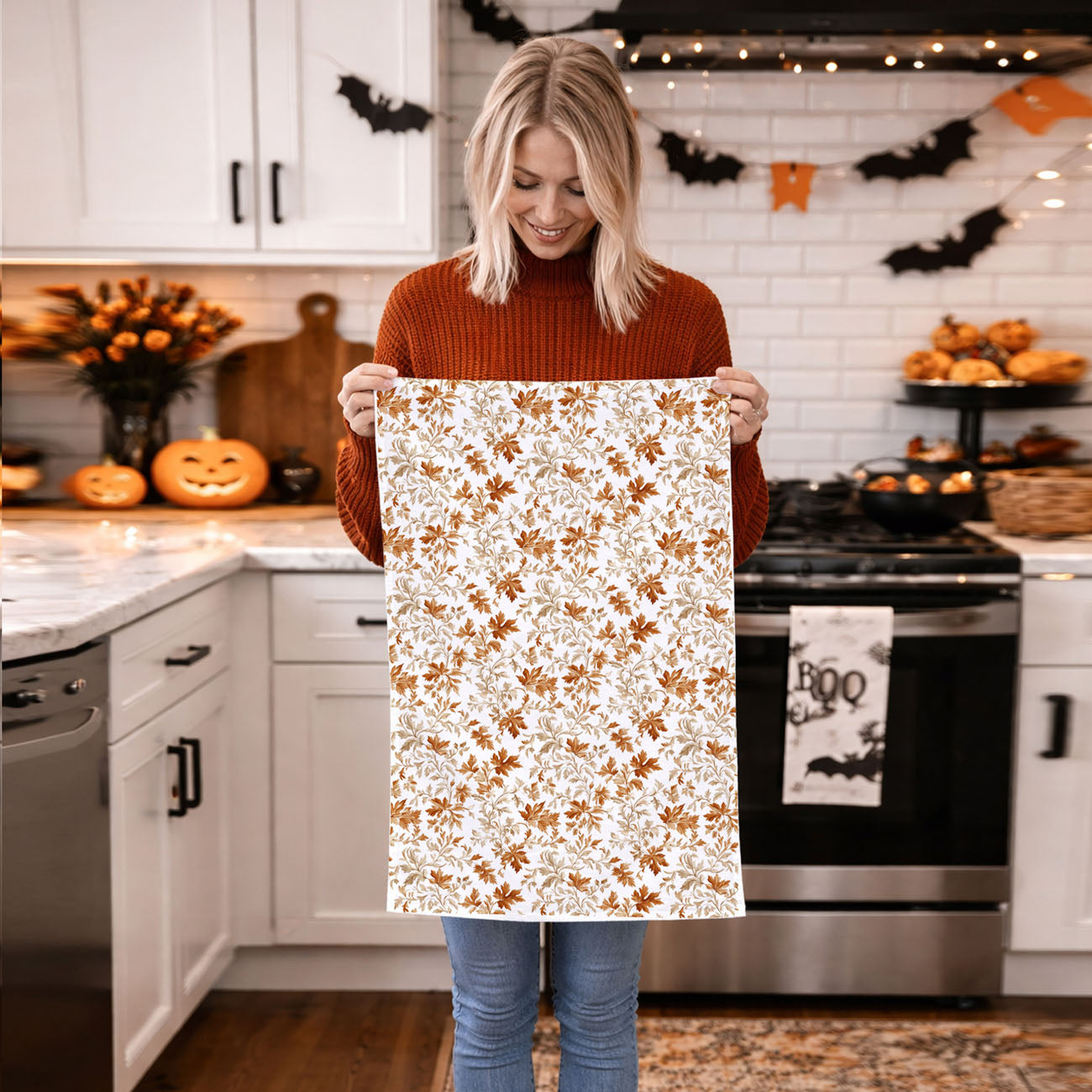 brown and copper leaf fall dish towel flatlay
soft cotton fall towel for drying dishes and hands
seasonal autumn kitchen towel for thanksgiving baking
elegant fall leaf pattern tea towel in farmhouse kitchen
flour sack cotton towel with watercolor leaves