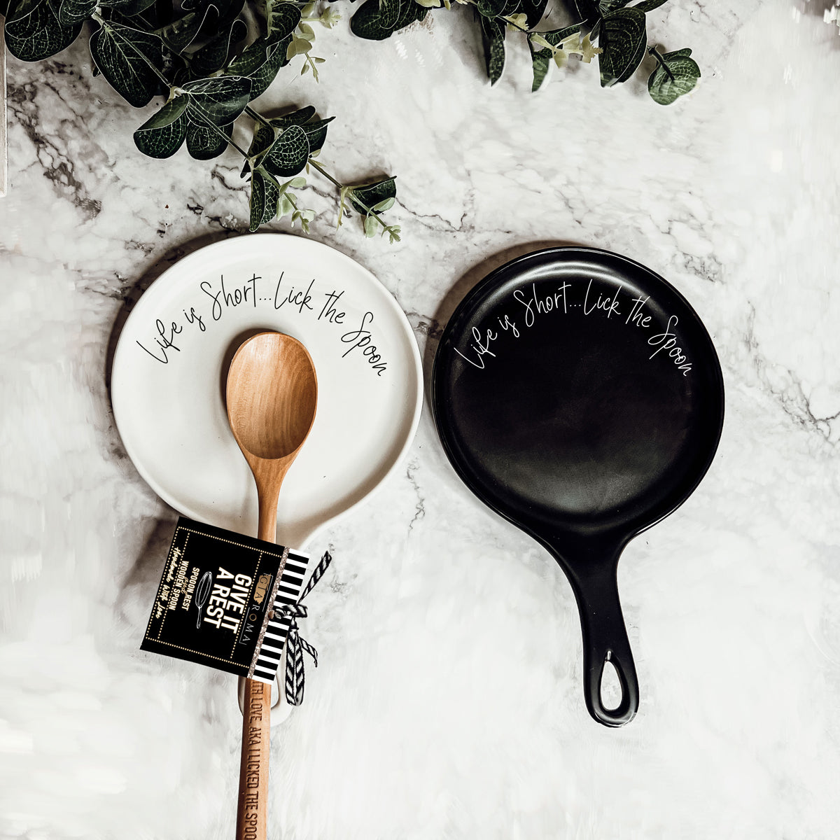 Black ceramic spoon rest – Christmas kitchen gift for cooking lovers
Holiday kitchen essential – ceramic spoon rest for holiday cooking
Funny Christmas kitchen gift – black or white ceramic spoon rest
humorous kitchen accessories wholesale
Baker gift set
Kitchen counter decor