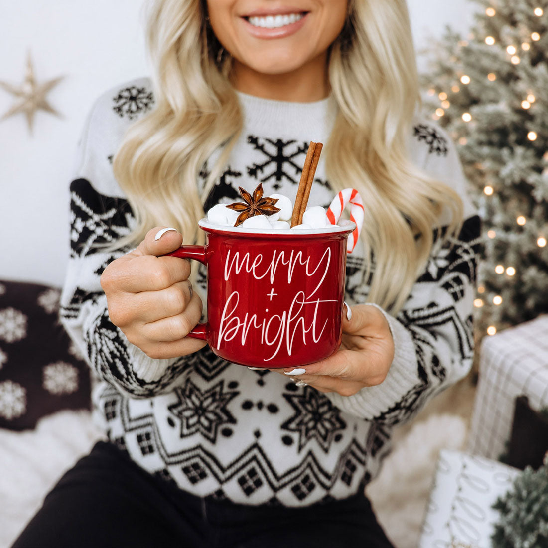 Merry + Bright mug for Christmas gift shops
Red green Christmas mug for boutique shelves
Ceramic Christmas mugs for holiday inventory
Christmas mug for seasonal shop display
Holiday giftable mug for boutiques
Festive coffee mugs for Christmas retail
Merry and Bright holiday mug for wholesale buyers
Christmas drinkware for boutique owners
Seasonal Christmas mugs for gift shops