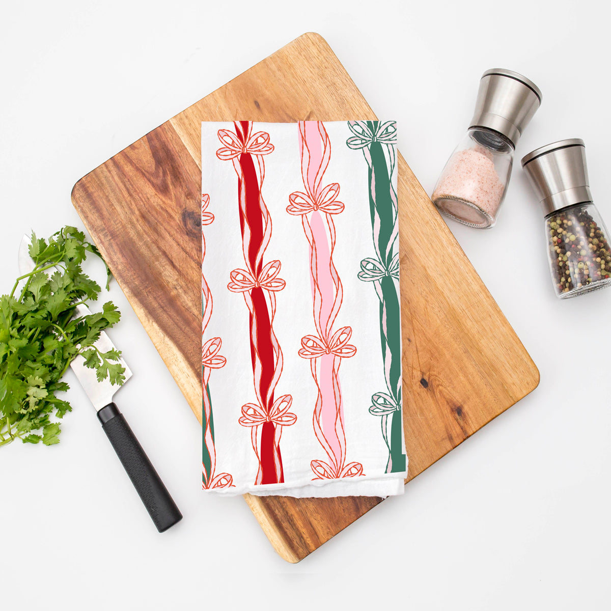 Holiday kitchen towel bow design
Elegant bow Christmas kitchen towel
Green pink red Christmas kitchen towel
Premium bow holiday kitchen towel