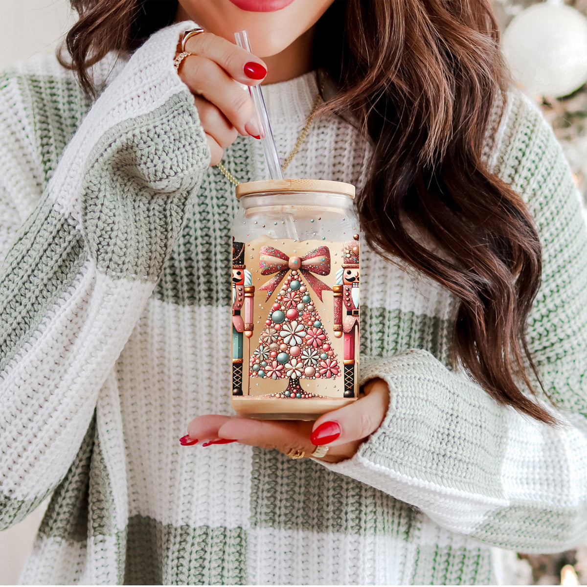 Christmas party tumbler - pastel Nutcracker soldiers and floral holiday tree
Wholesale Nutcracker coffee glass tumbler - unique boho Christmas gift cup
